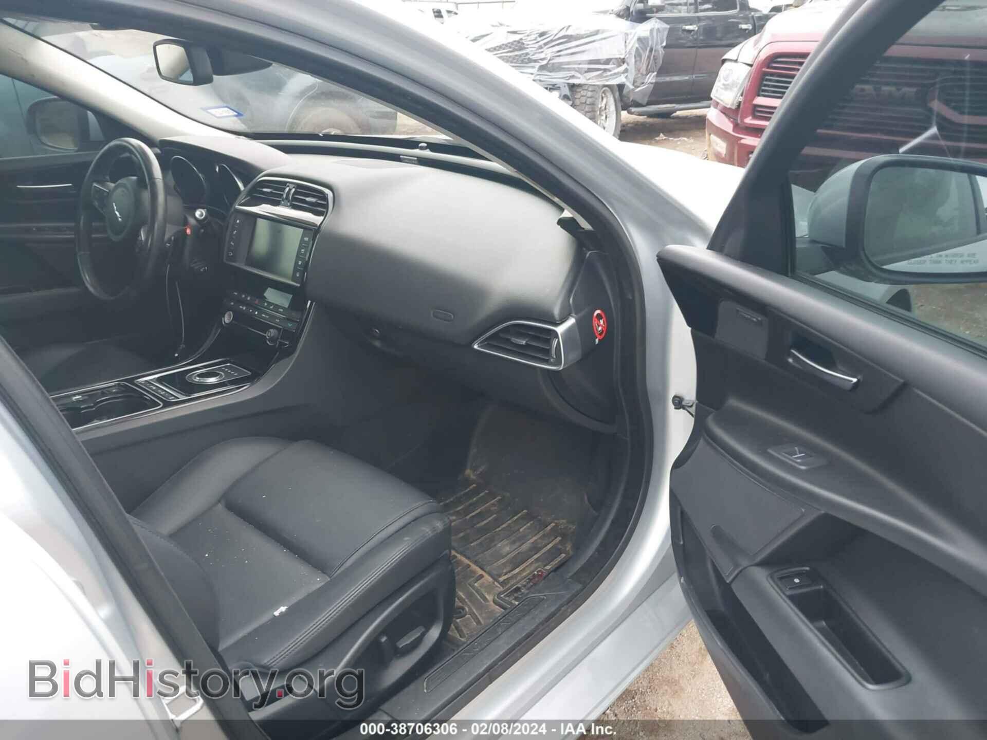 2017 JAGUAR XE - VIN: SAJAD4BN4HA968649 - Фото 5
