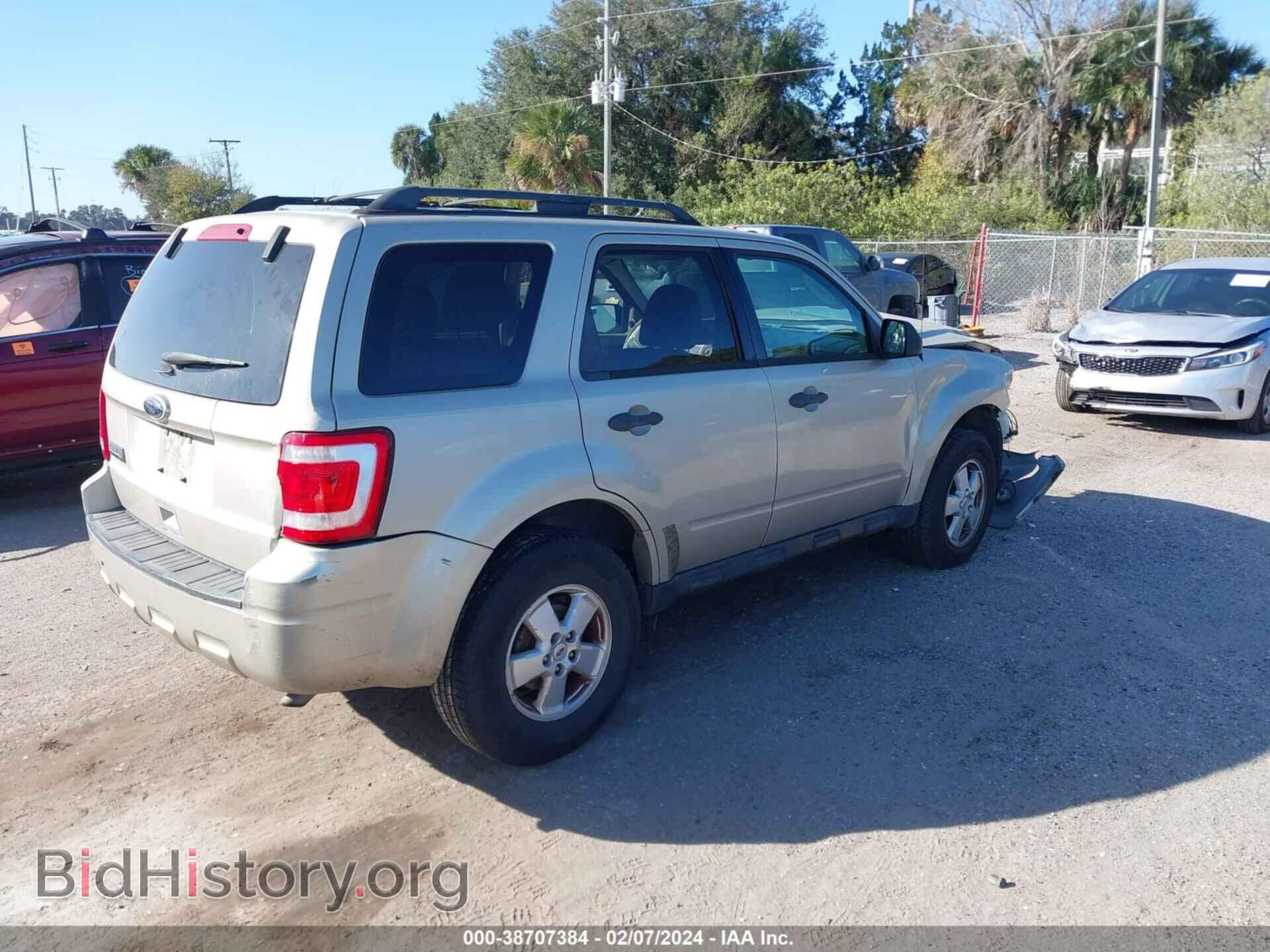 2012 FORD ESCAPE - VIN: 1FMCU0D79CKB70872 - Фото 4