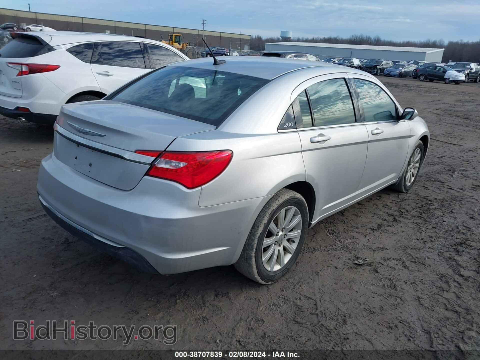 2012 CHRYSLER 200 - VIN: 1C3CCBBBXCN142995 - Фото 4