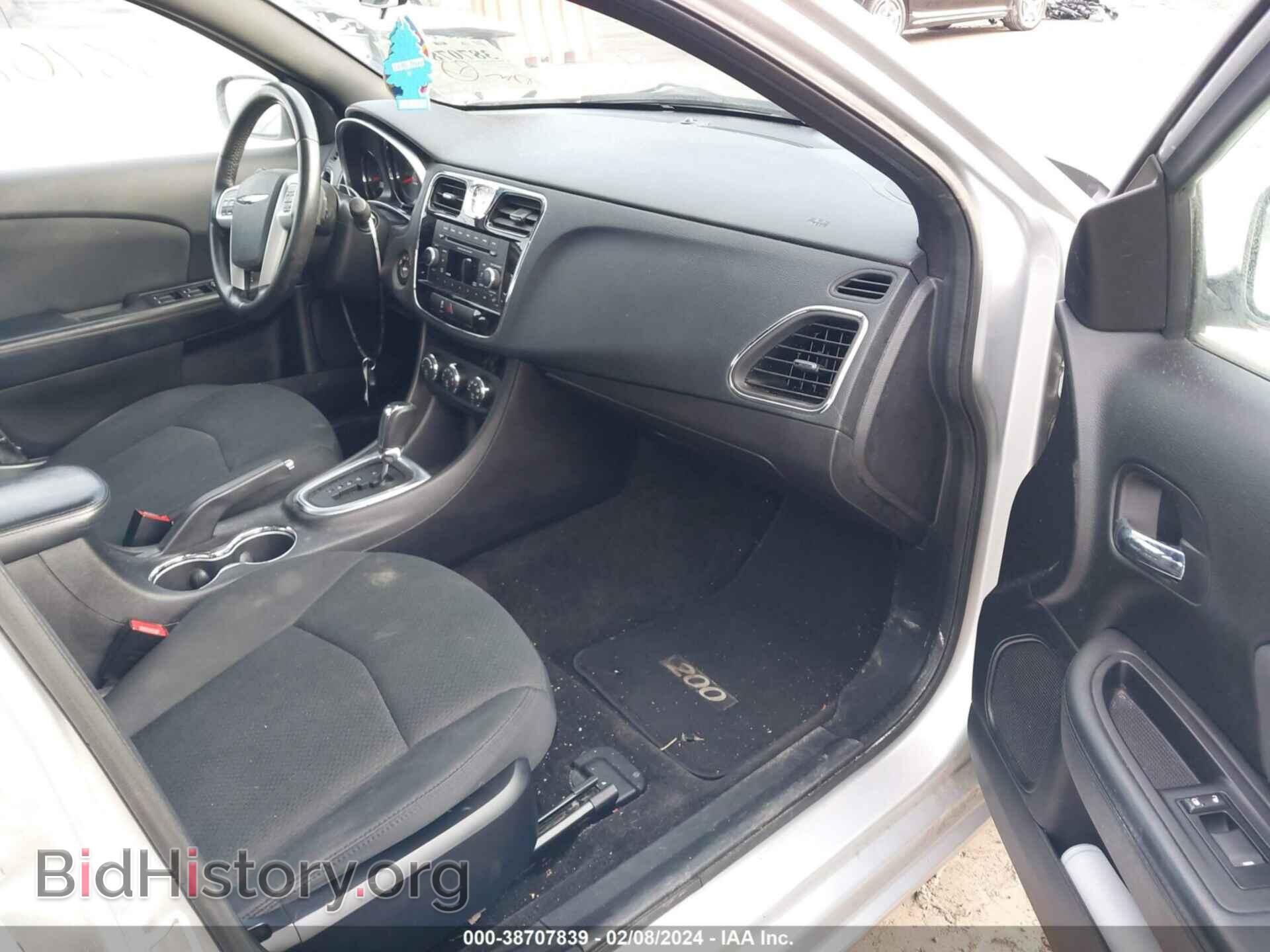 2012 CHRYSLER 200 - VIN: 1C3CCBBBXCN142995 - Фото 5