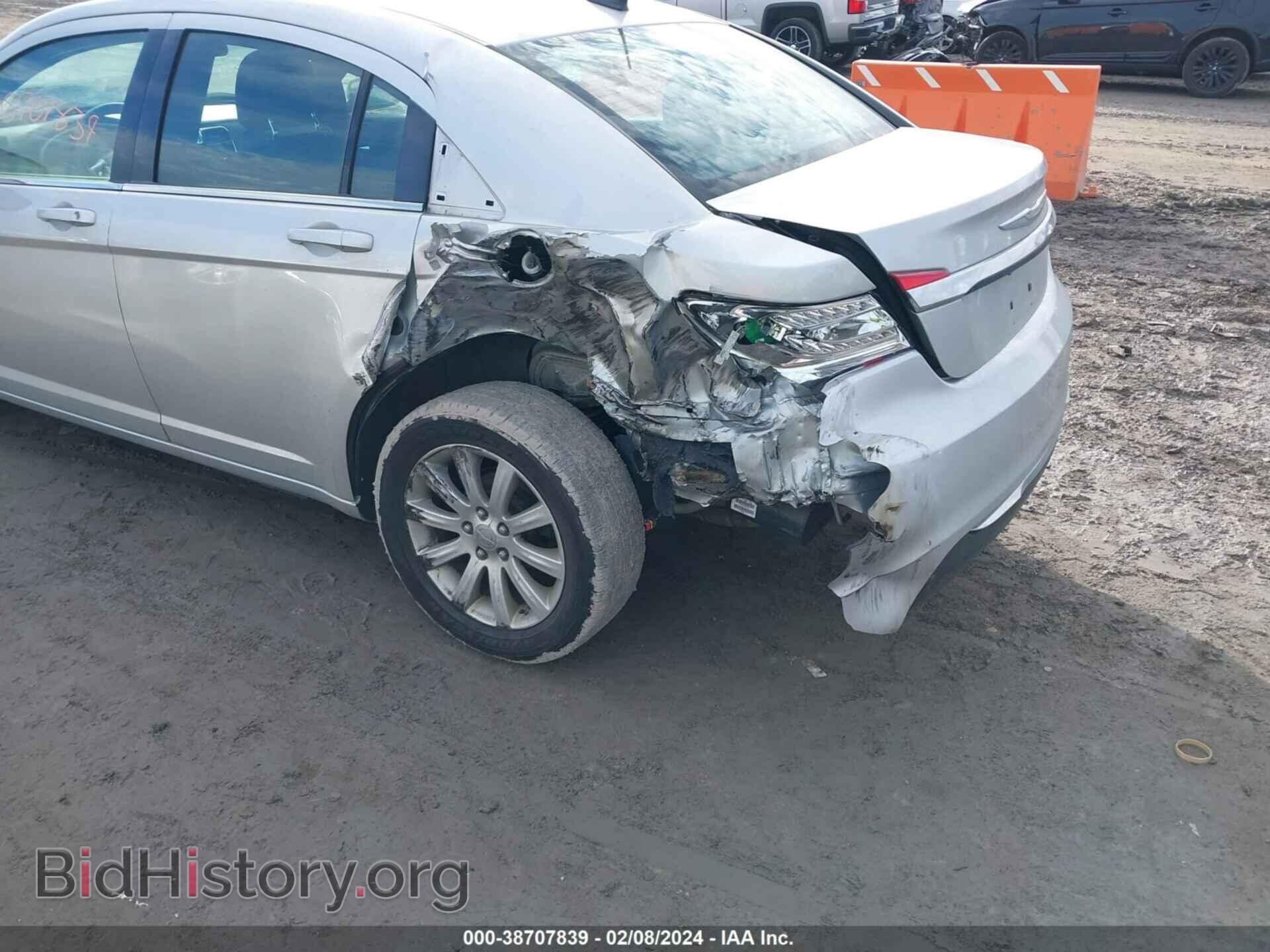 2012 CHRYSLER 200 - VIN: 1C3CCBBBXCN142995 - Фото 6