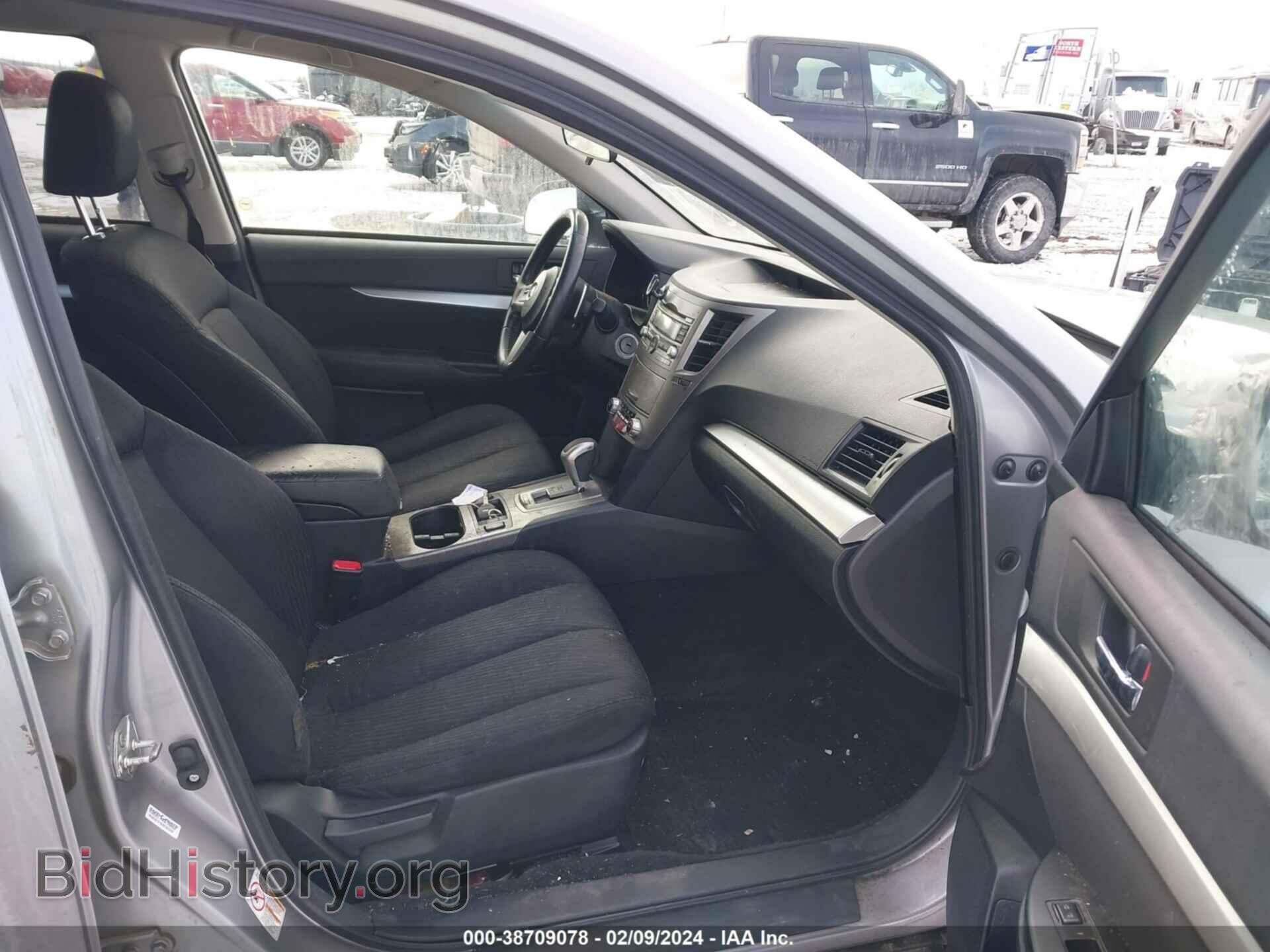 2010 SUBARU OUTBACK - VIN: 4S4BRCCC7A3352350 - Фото 5