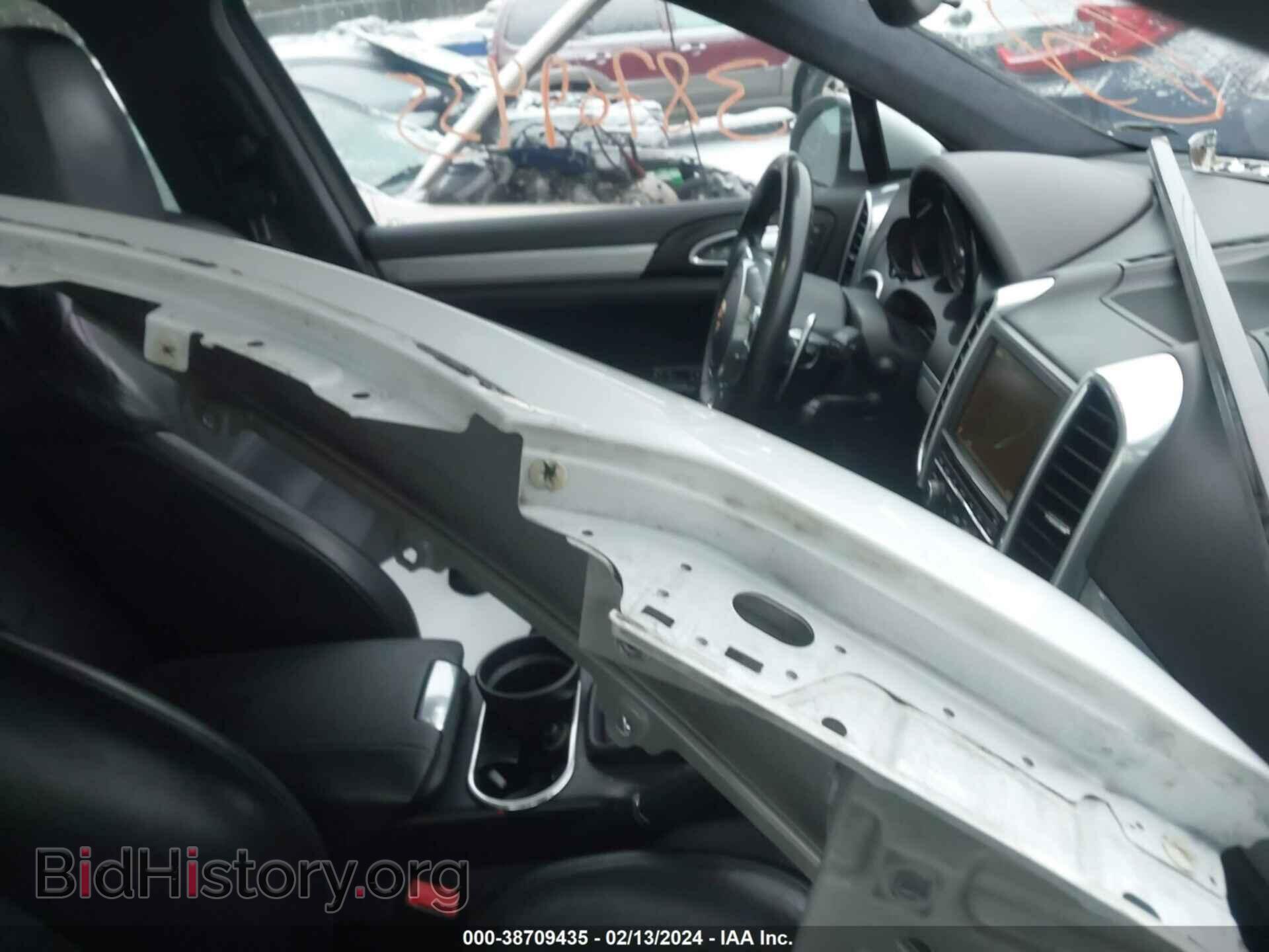 2013 PORSCHE CAYENNE - VIN: WP1AD2A29DLA79661 - Photo 5