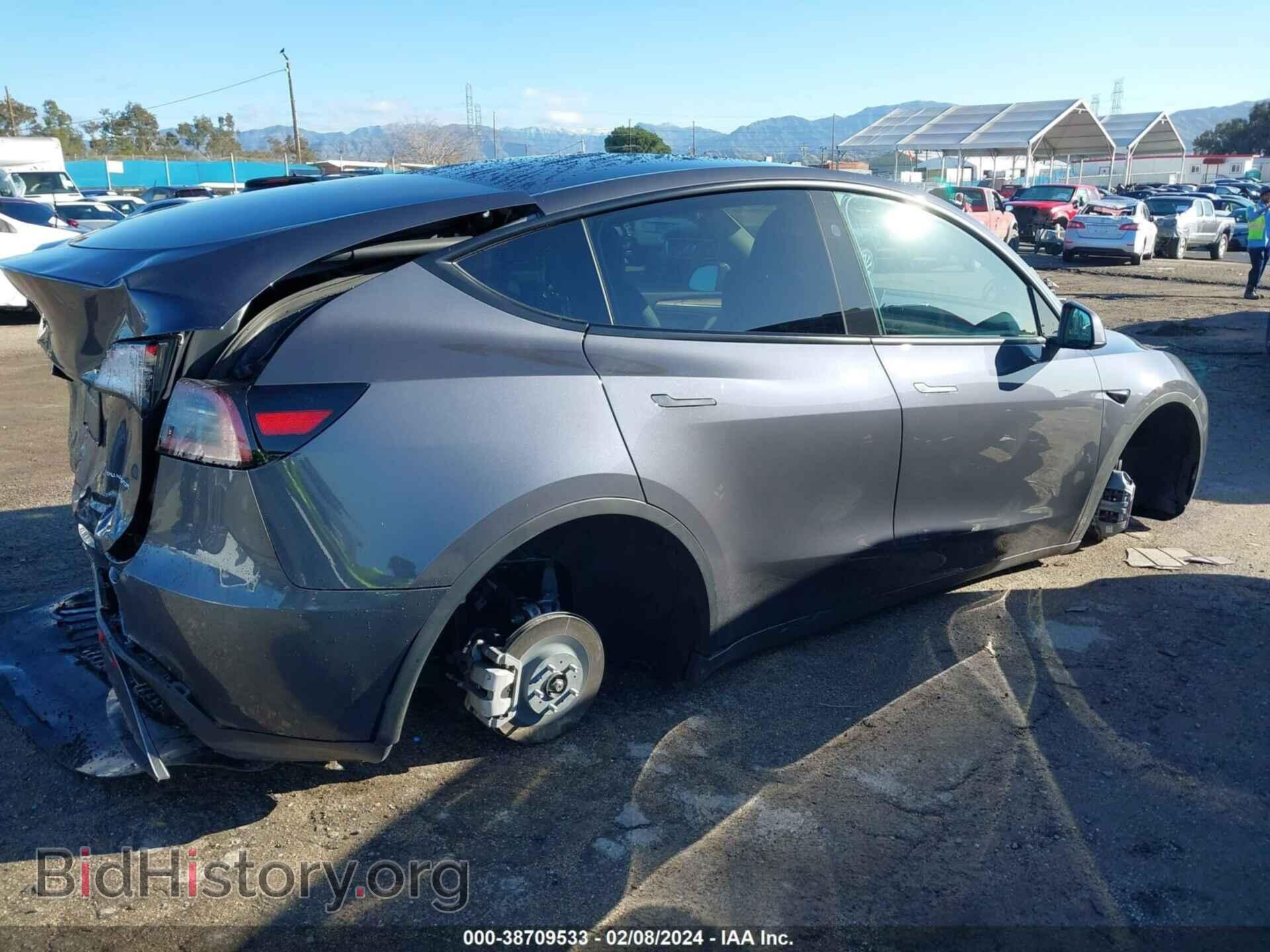 2023 TESLA MODEL Y - VIN: 7SAYGDEE0PF807532 - Фото 4