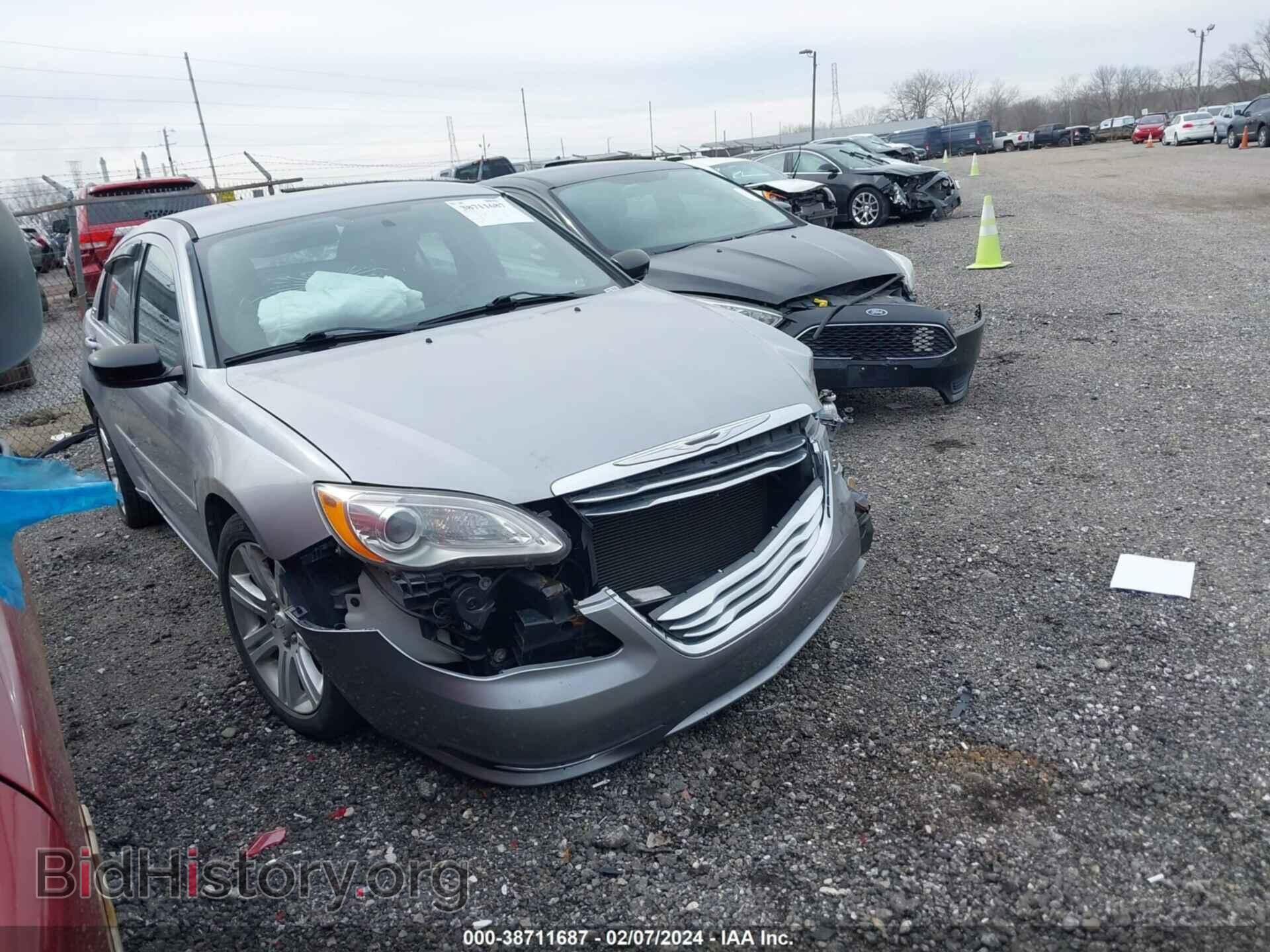 Фотография 1C3CCBBB0DN732270 - CHRYSLER 200 2013