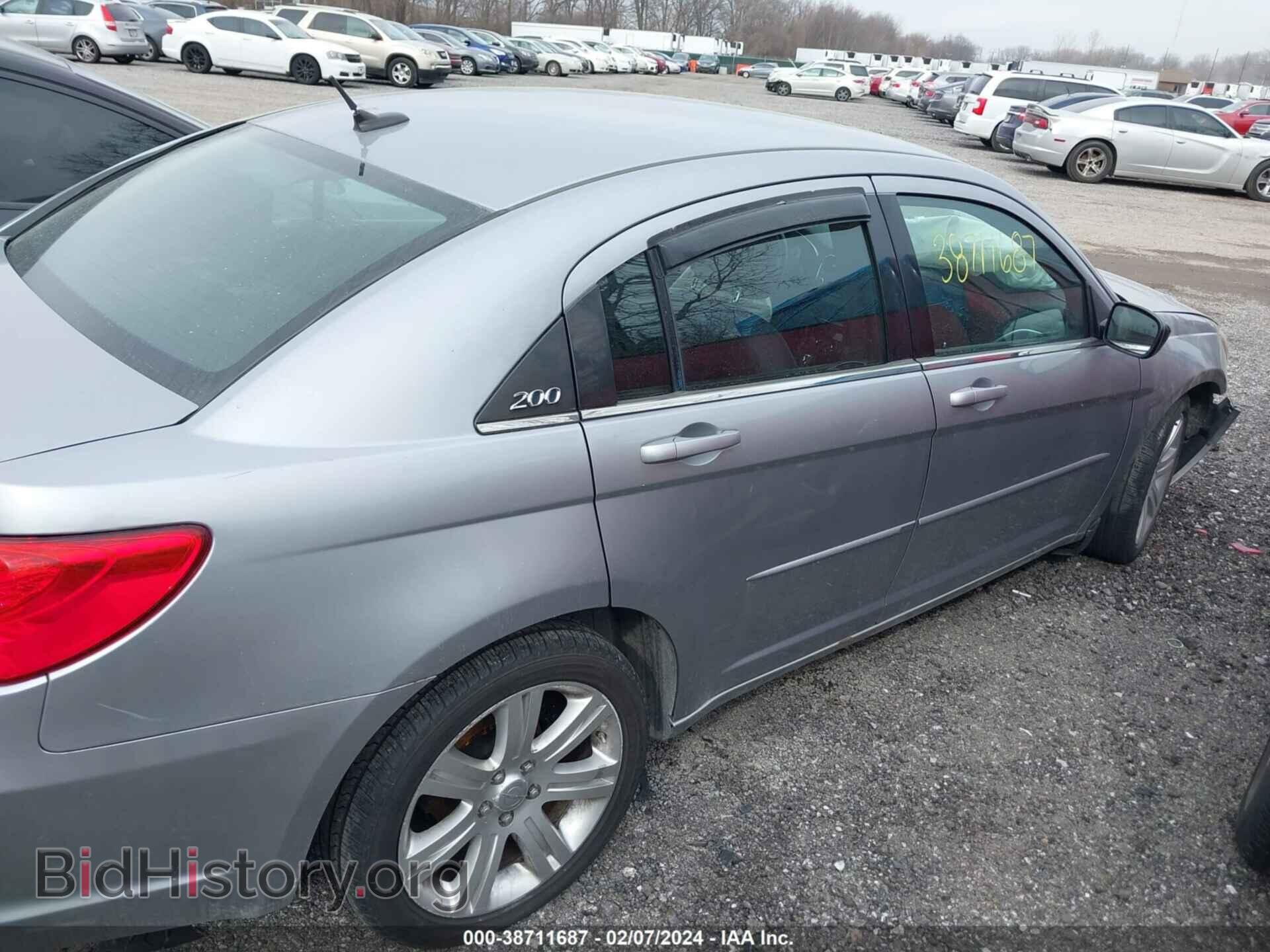 2013 CHRYSLER 200 - VIN: 1C3CCBBB0DN732270 - Фото 4