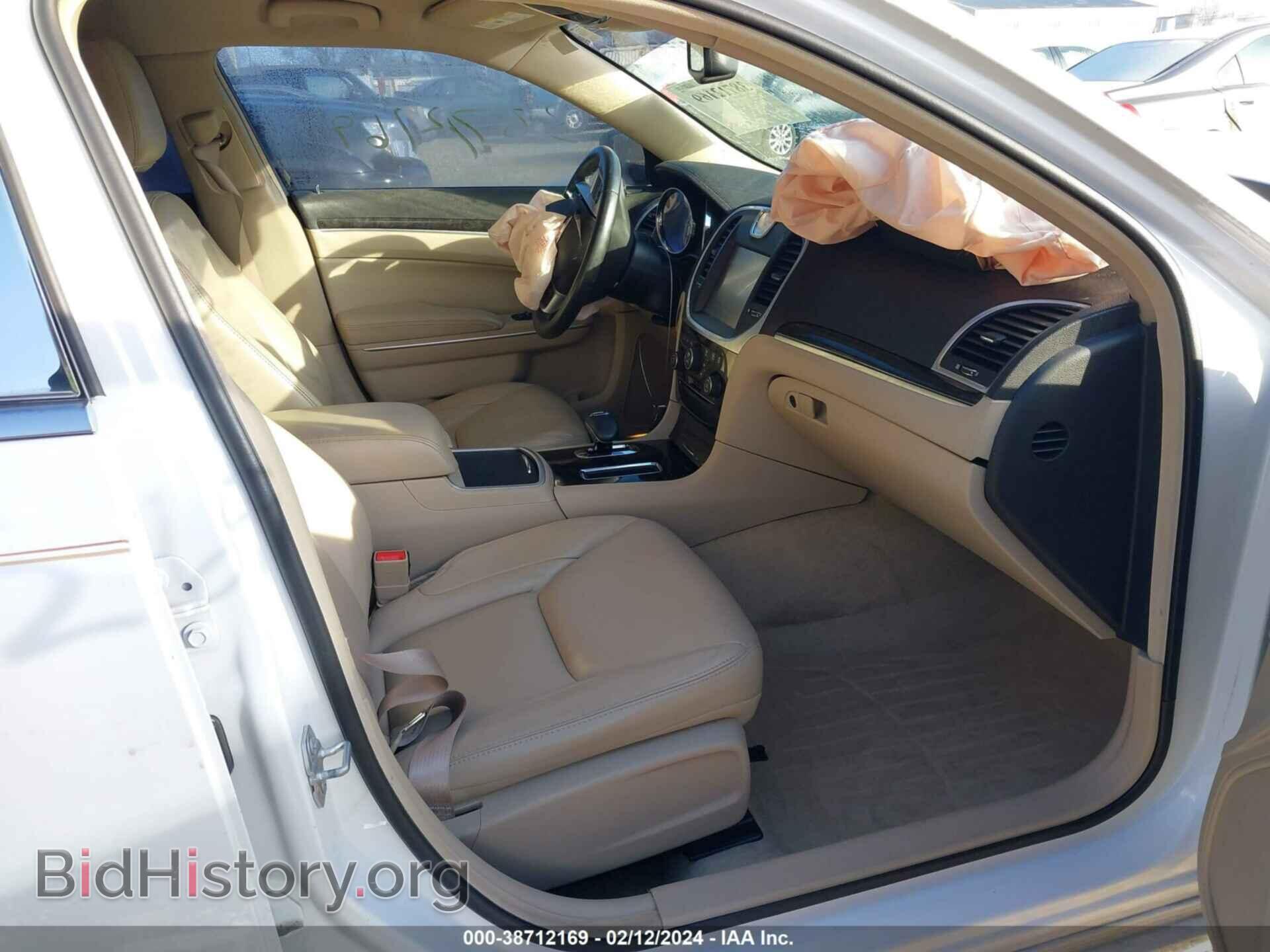 2014 CHRYSLER 300 - VIN: 2C3CCAAG9EH355715 - Фото 5