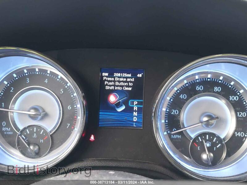 2012 Chrysler 300 (VIN 2C3CCAAG1CH277704) — фото 7 из 11