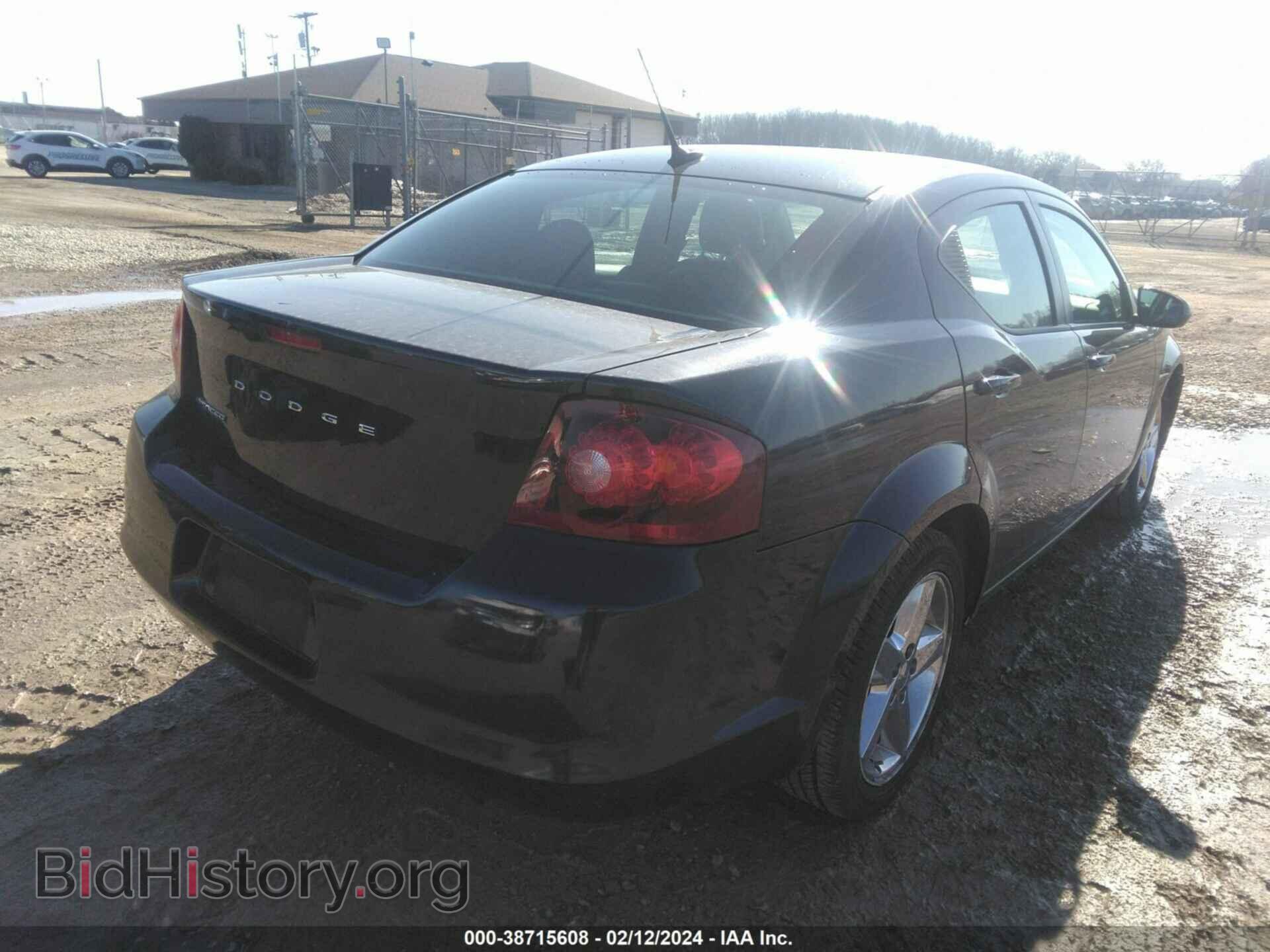 2011 DODGE AVENGER - VIN: 1B3BD2FB2BN534805 - Photo 4