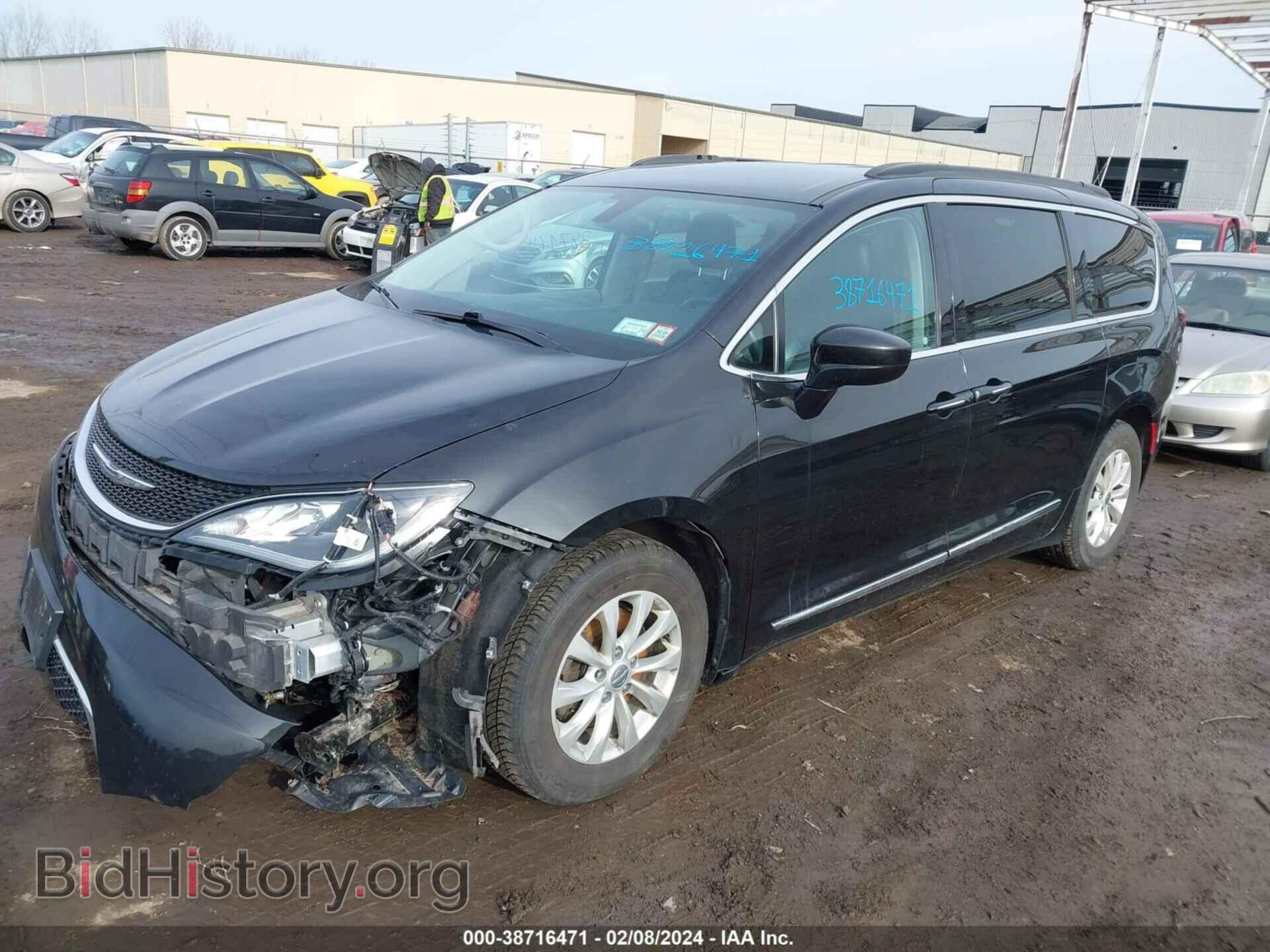 2017 CHRYSLER PACIFICA - VIN: 2C4RC1BG5HR684639 - Фото 2