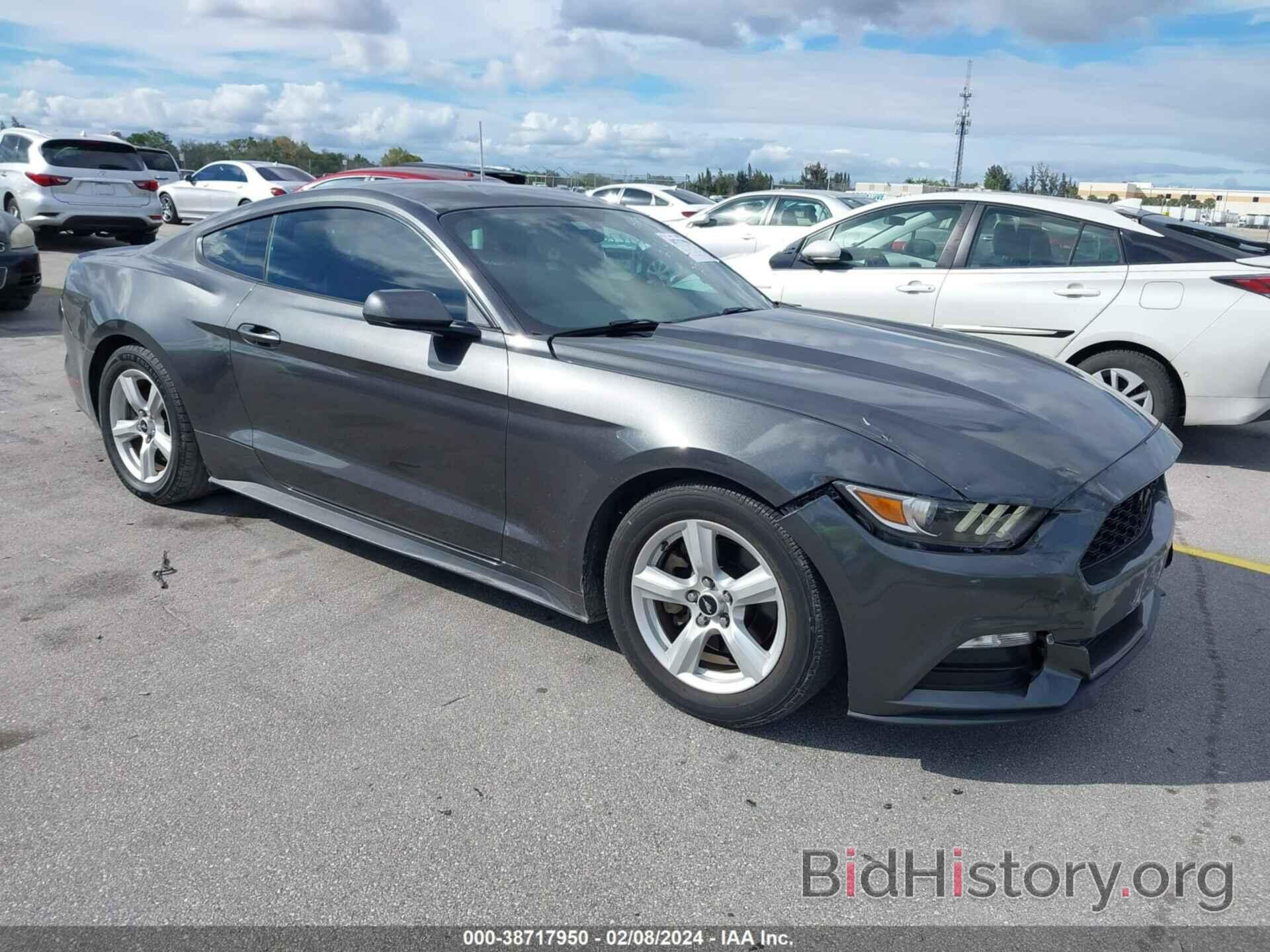 Photo 1FA6P8AMXH5270220 - FORD MUSTANG 2017
