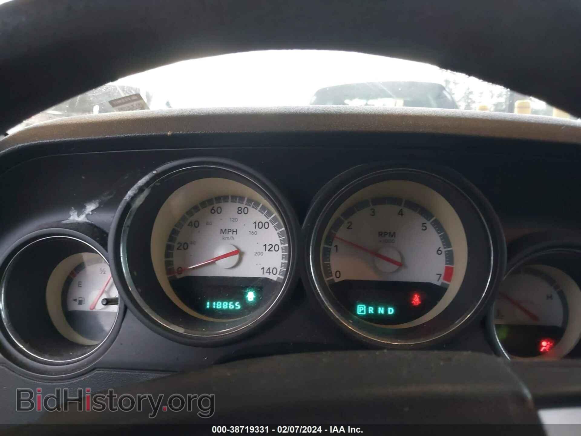 2010 DODGE CHALLENGER - VIN: 2B3CJ4DV6AH223942 - Фото 7