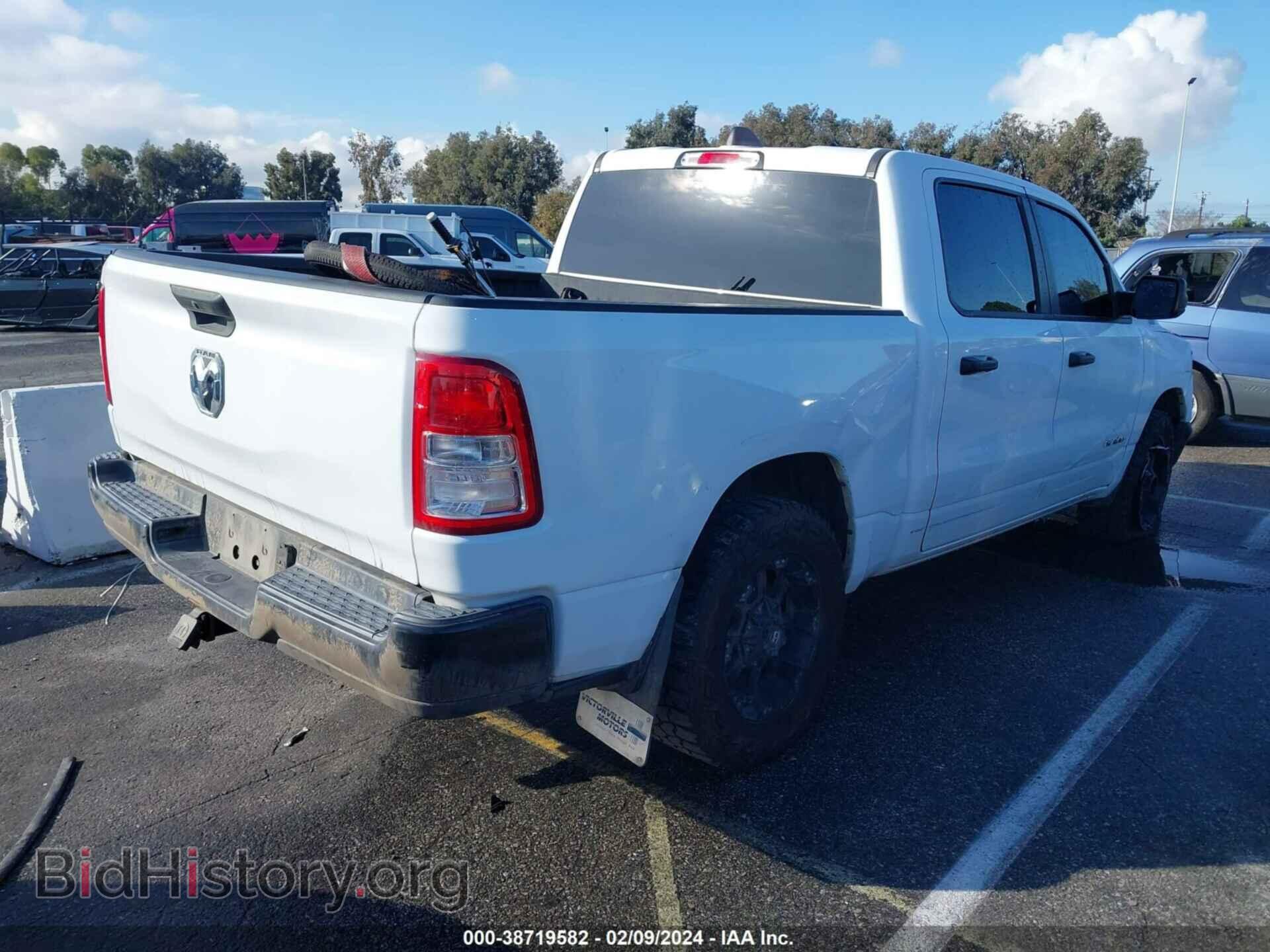 2019 RAM 1500 - VIN: 1C6RREGT2KN522832 - Фото 4