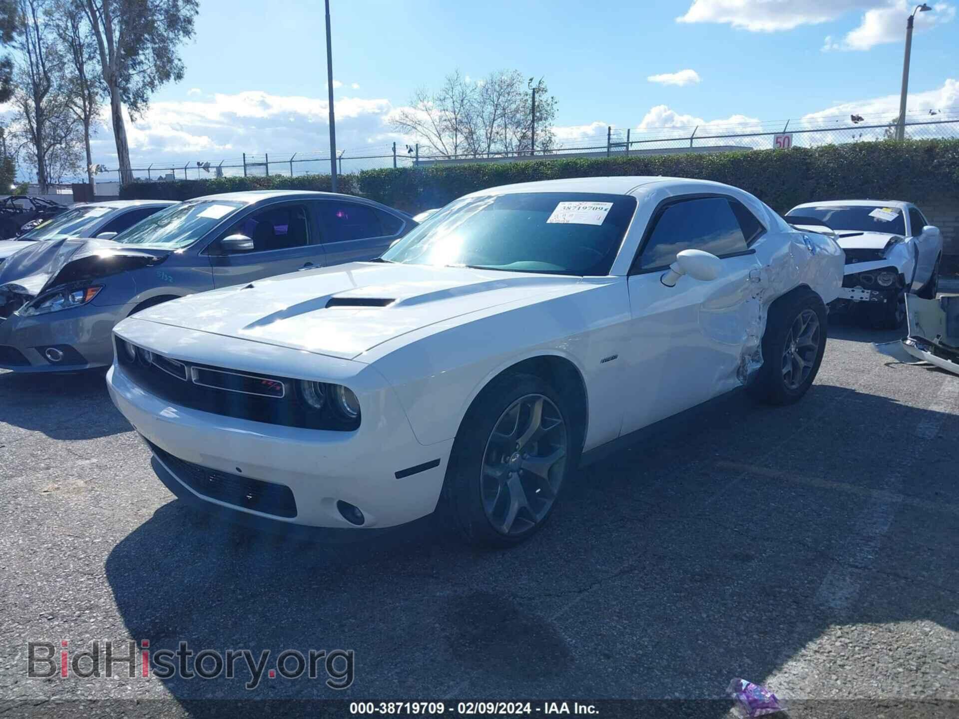 2015 DODGE CHALLENGER - VIN: 2C3CDZAT6FH733628 - Photo 2