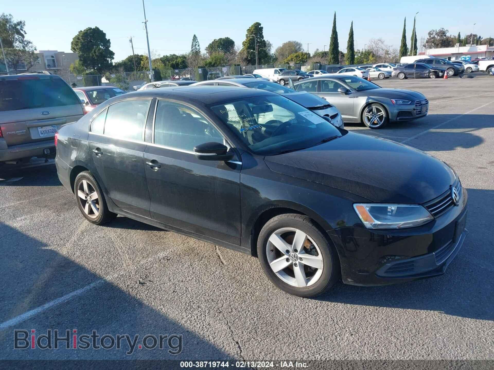 Фотография 3VWLL7AJ4EM372611 - VOLKSWAGEN JETTA 2014