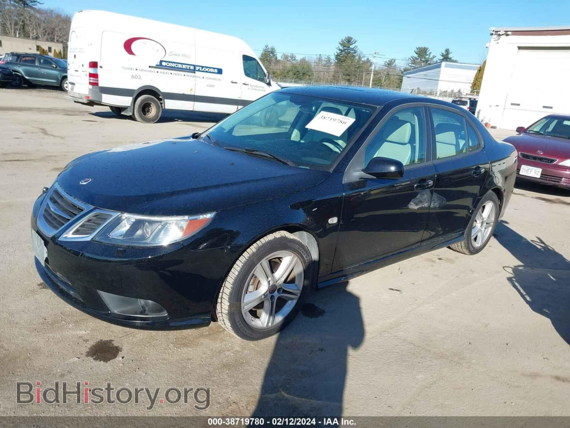 2011 SAAB 9-3 - VIN: YS3FA4BY8B1303342 - Photo 2