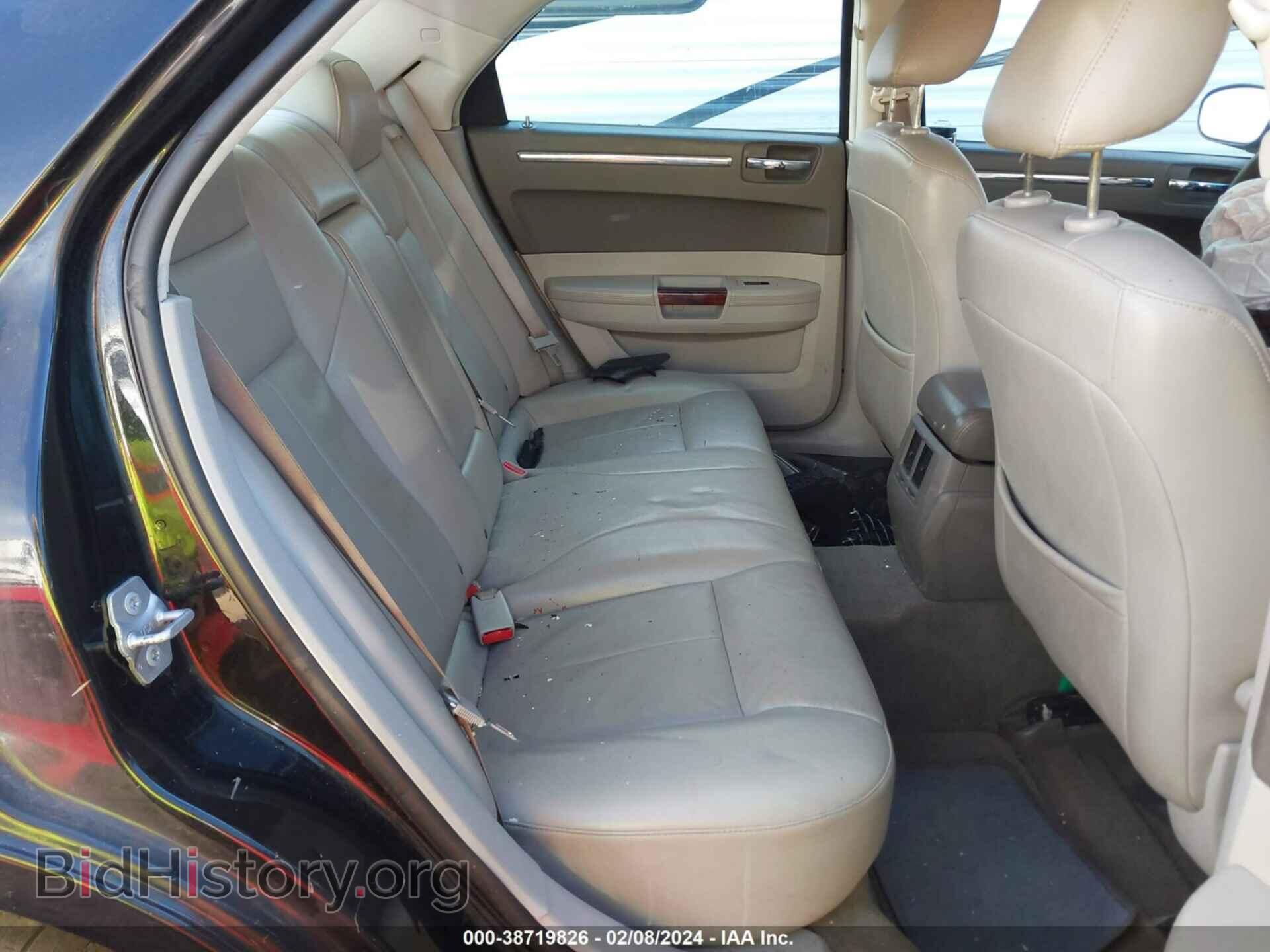 2010 CHRYSLER 300 - VIN: 2C3CA3CV7AH115988 - Фото 8