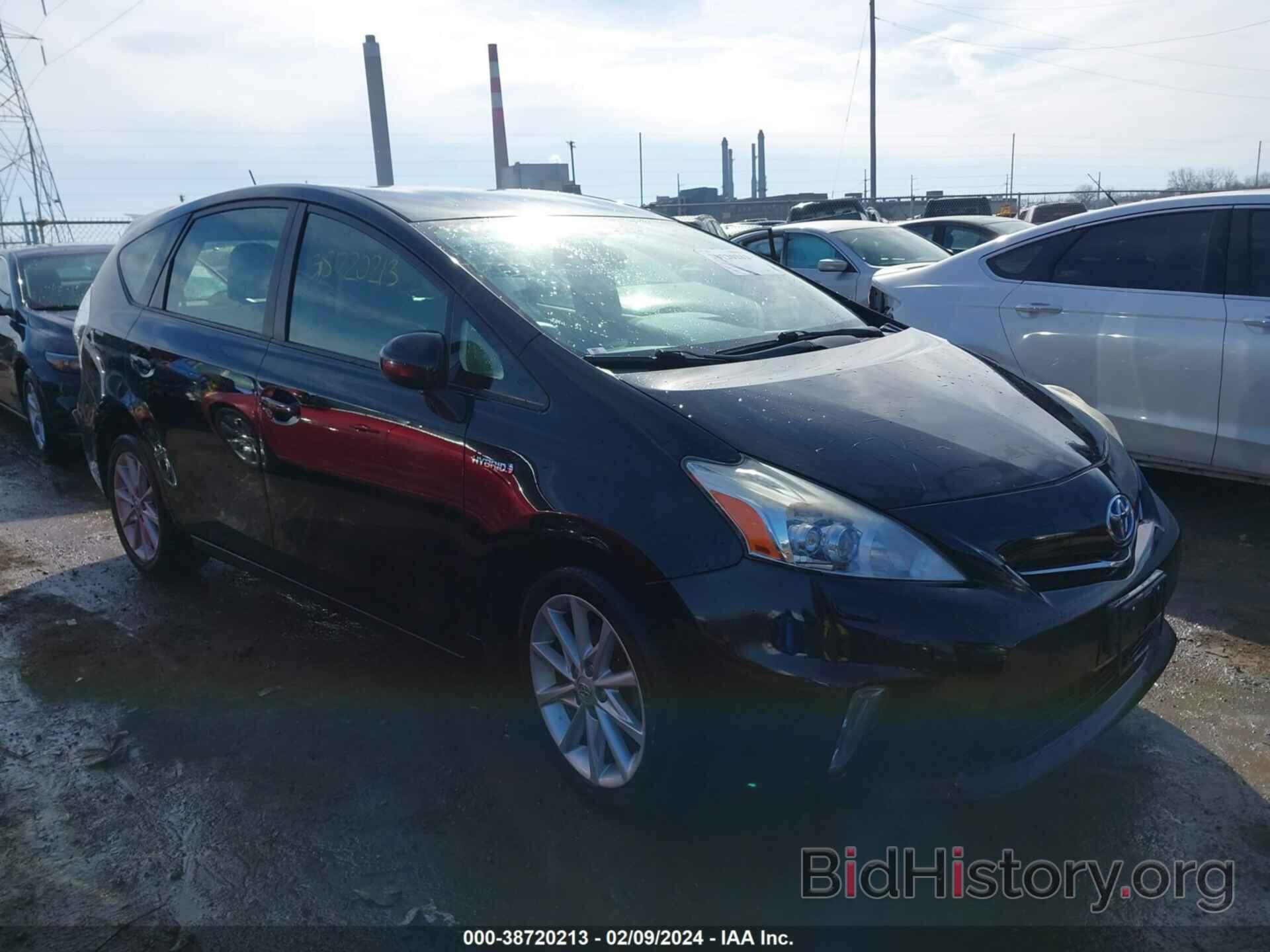 Photo JTDZN3EUXD3210941 - TOYOTA PRIUS V 2013