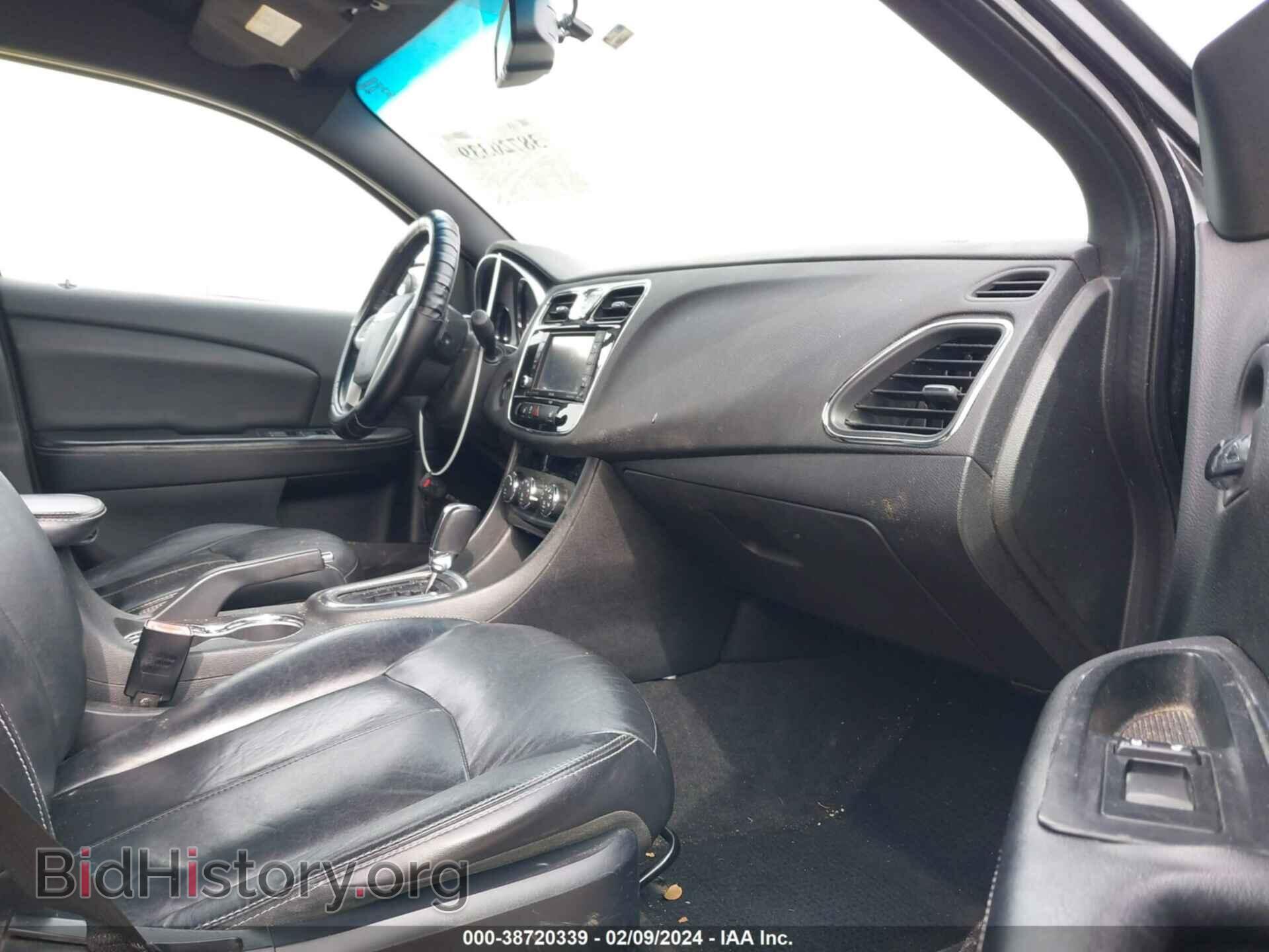 2012 CHRYSLER 200 - VIN: 1C3CCBCB0CN153910 - Фото 5