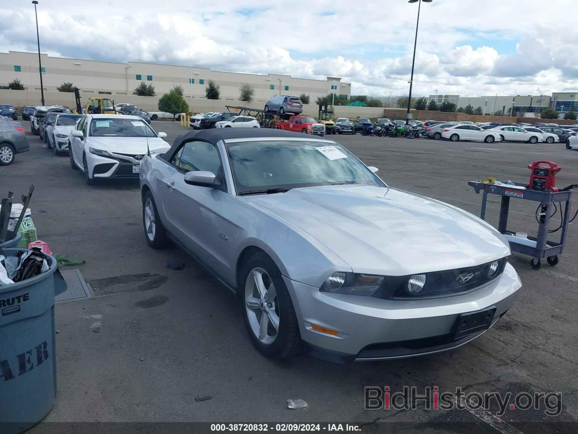 Photo 1ZVBP8FF9B5157687 - FORD MUSTANG 2011