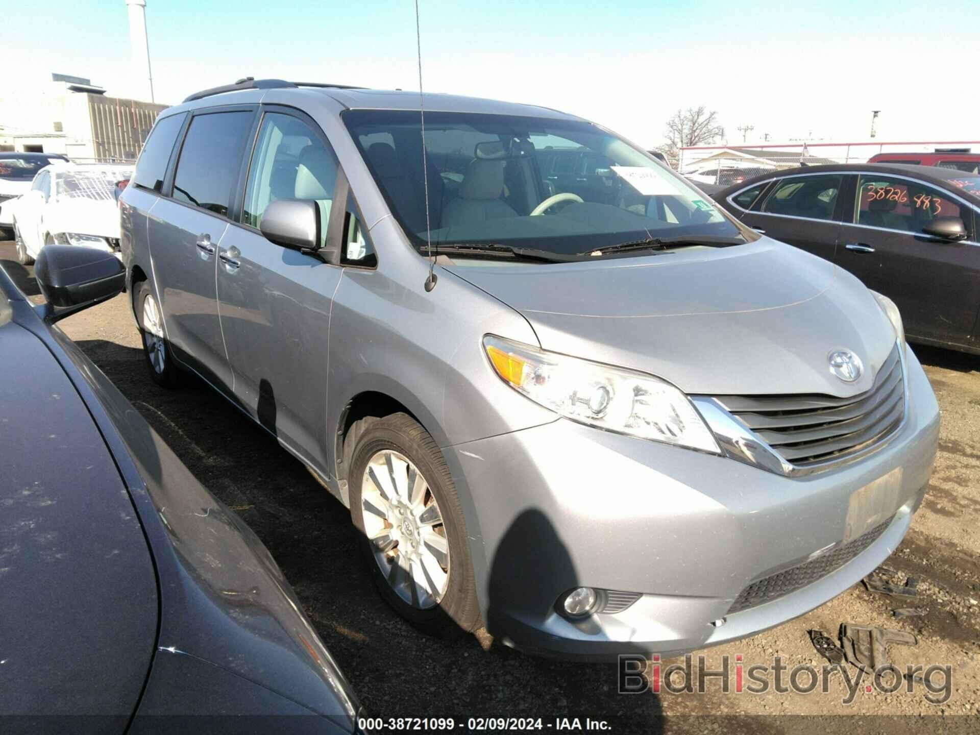 Photo 5TDDK3DC4ES071806 - TOYOTA SIENNA 2014