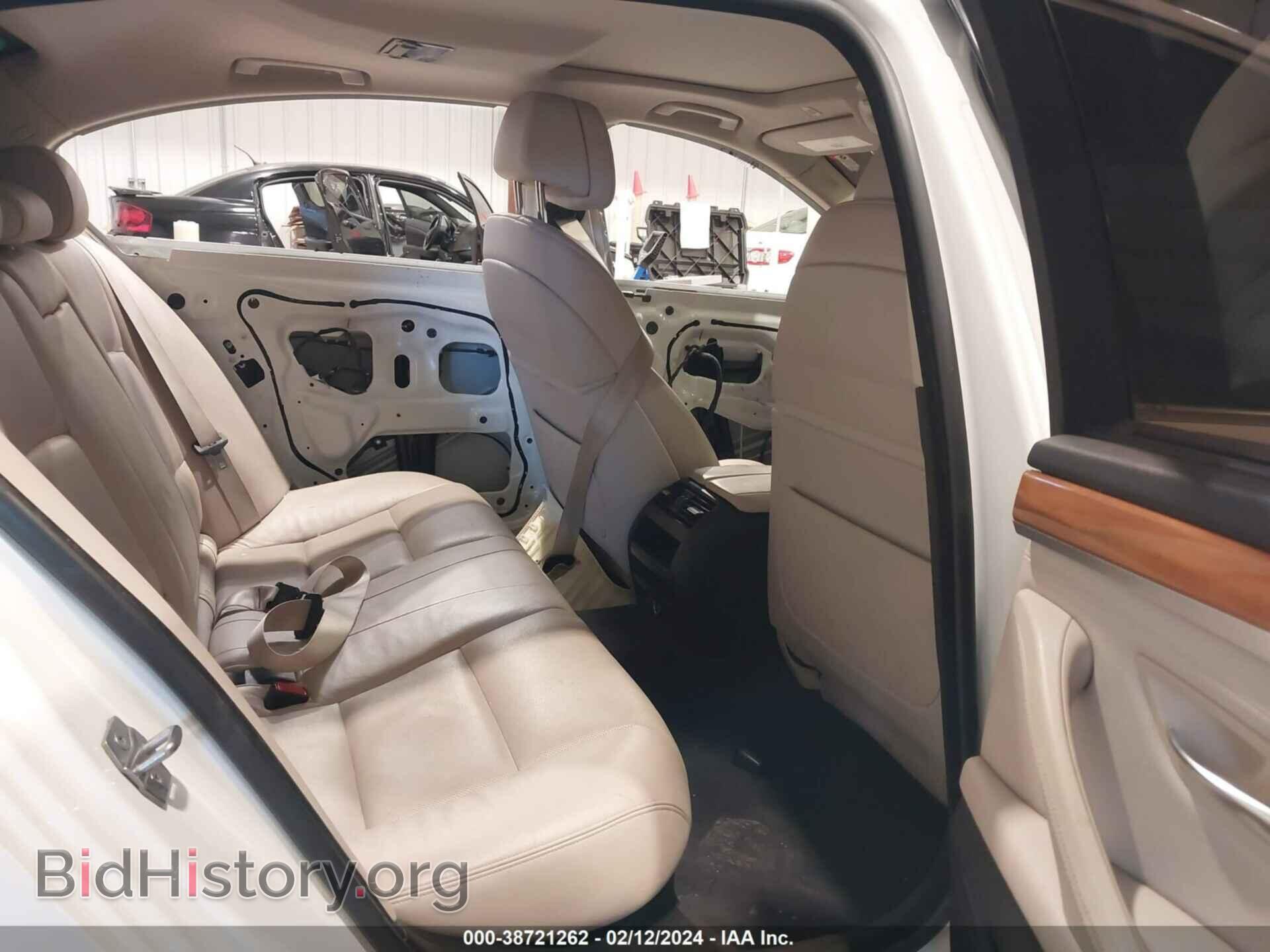 2013 BMW 528I - VIN: WBAXH5C55DD107536 - Фото 8