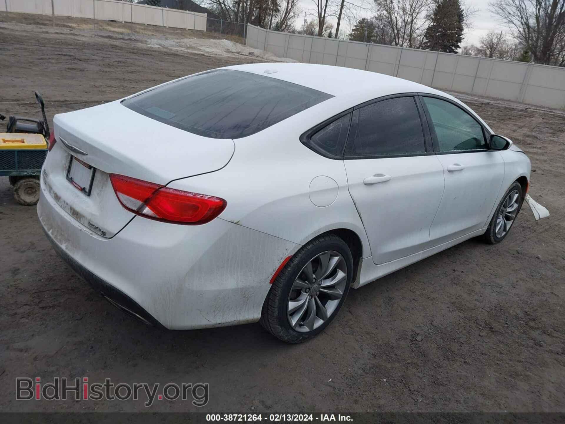 2015 CHRYSLER 200 - VIN: 1C3CCCDGXFN589460 - Фото 4