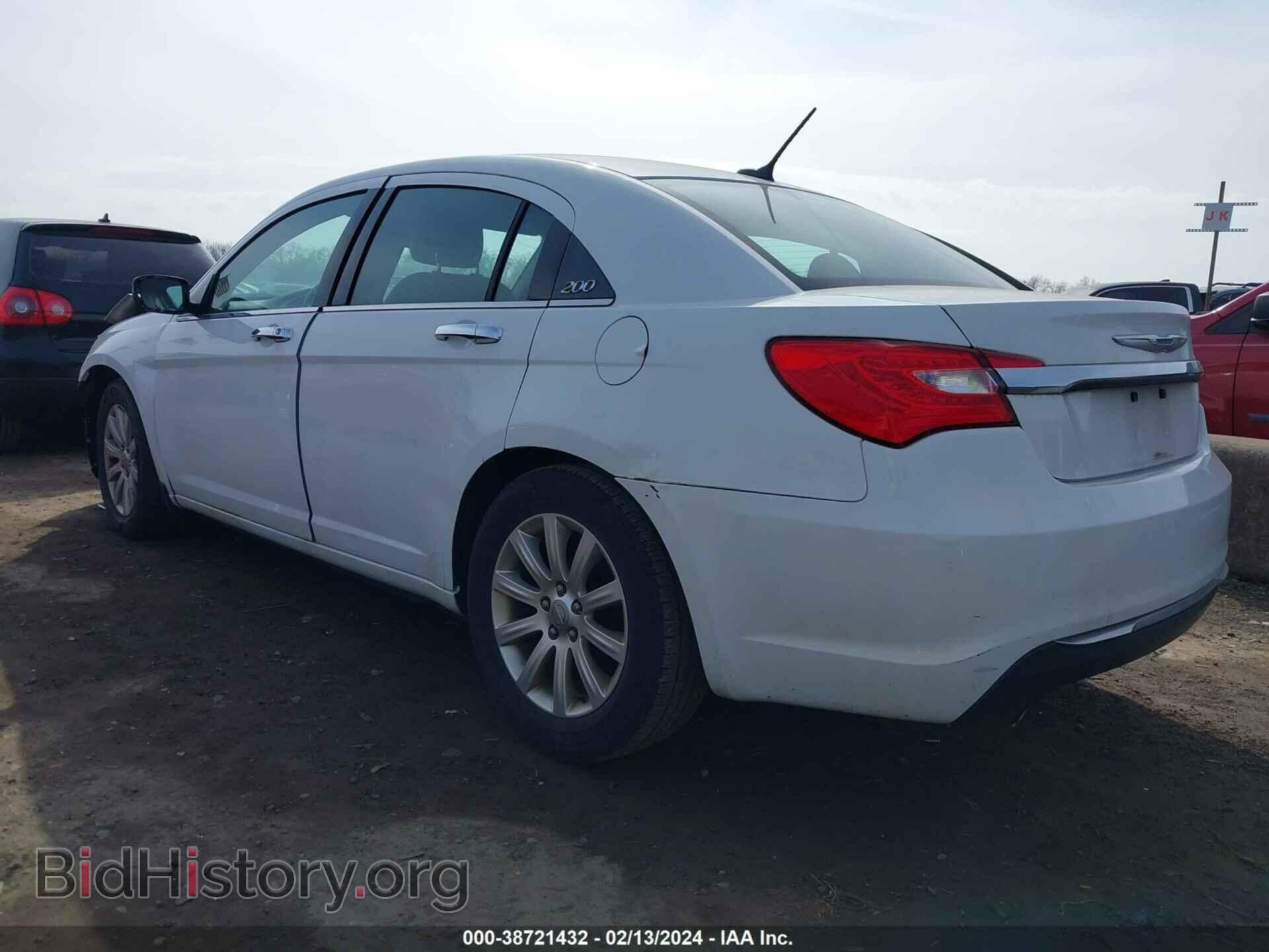 2013 CHRYSLER 200 - VIN: 1C3CCBCG6DN634886 - Фото 3