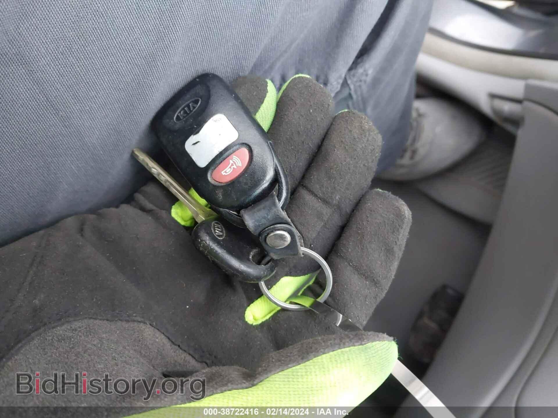 2007 KIA OPTIMA - VIN: KNAGE123475103073 - Фото 11
