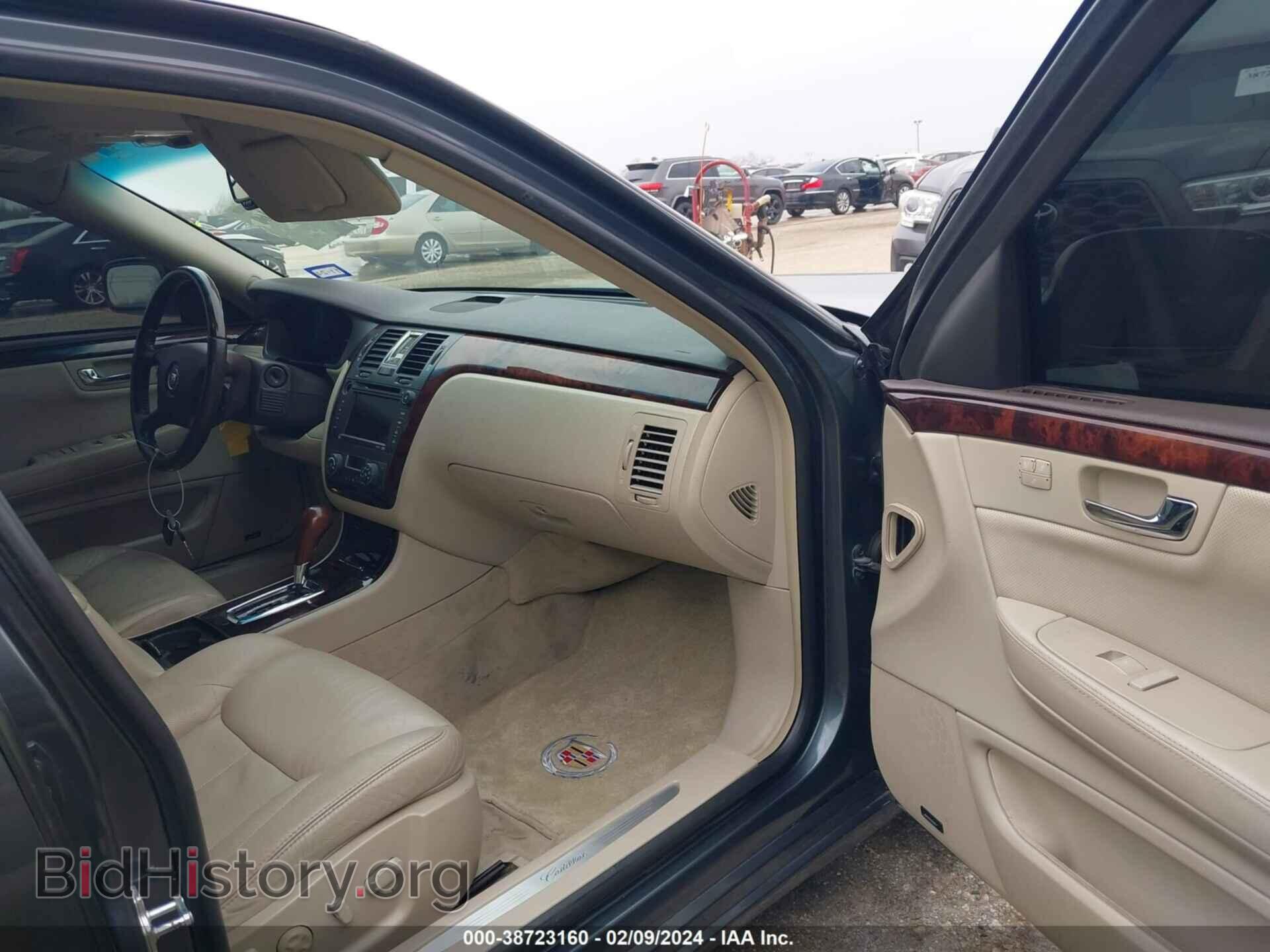 2011 CADILLAC DTS - VIN: 1G6KH5E65BU137137 - Фото 5