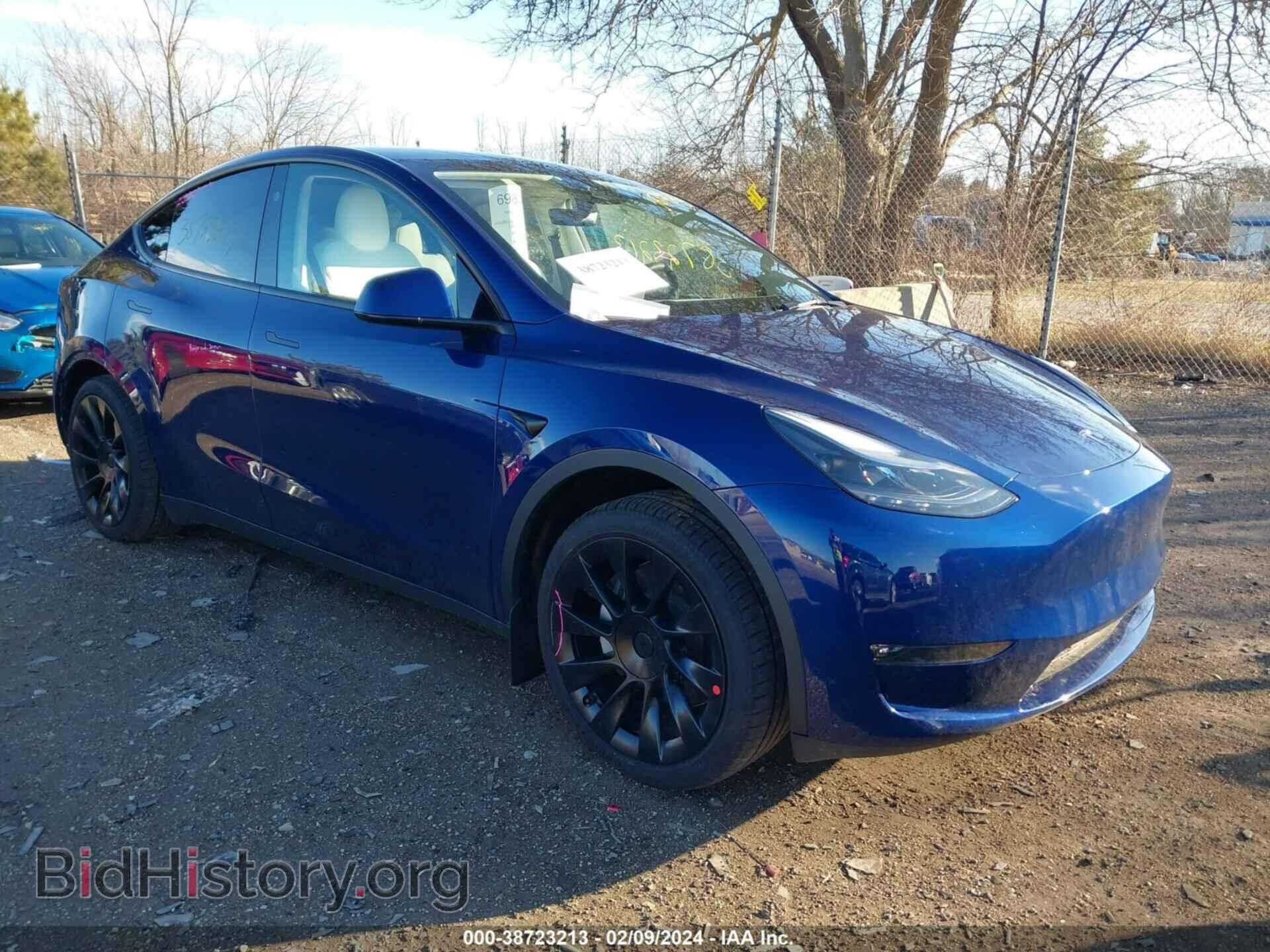 Фотография 7SAYGAEE2PF886331 - TESLA MODEL Y 2023