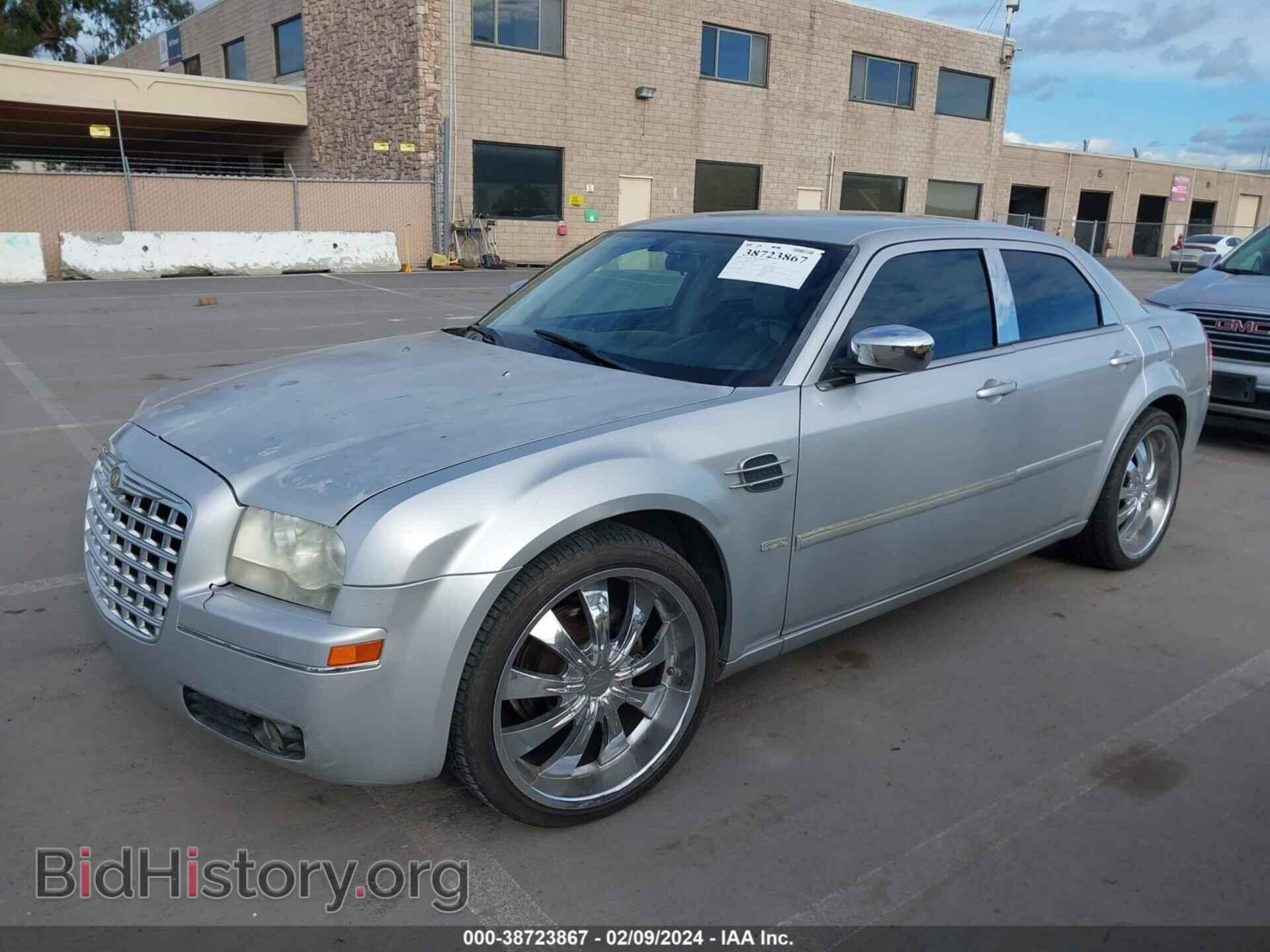 2007 CHRYSLER 300 - VIN: 2C3KA53G07H722204 - Фото 2