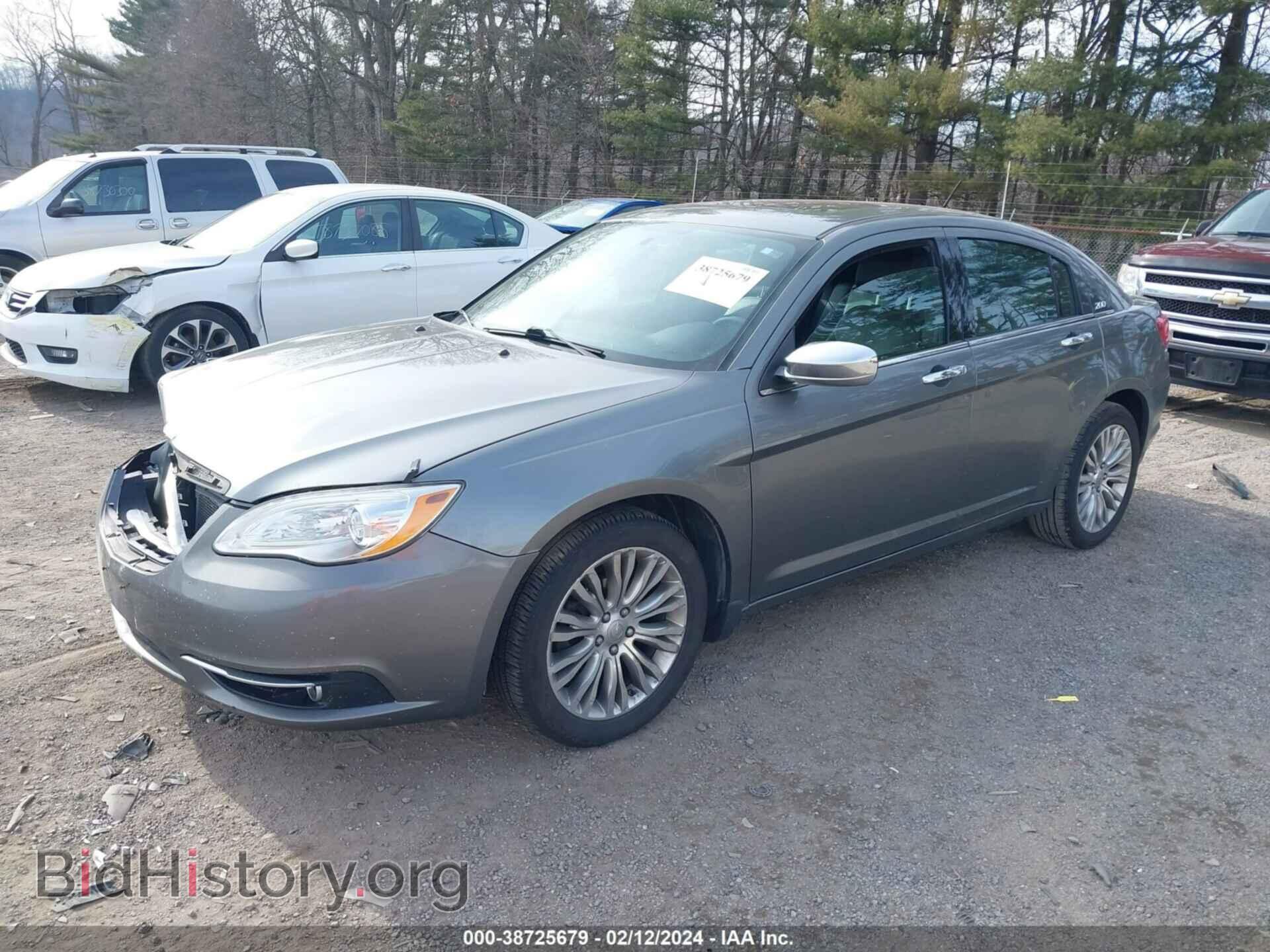 2012 CHRYSLER 200 - VIN: 1C3CCBCB7CN308338 - Фото 2
