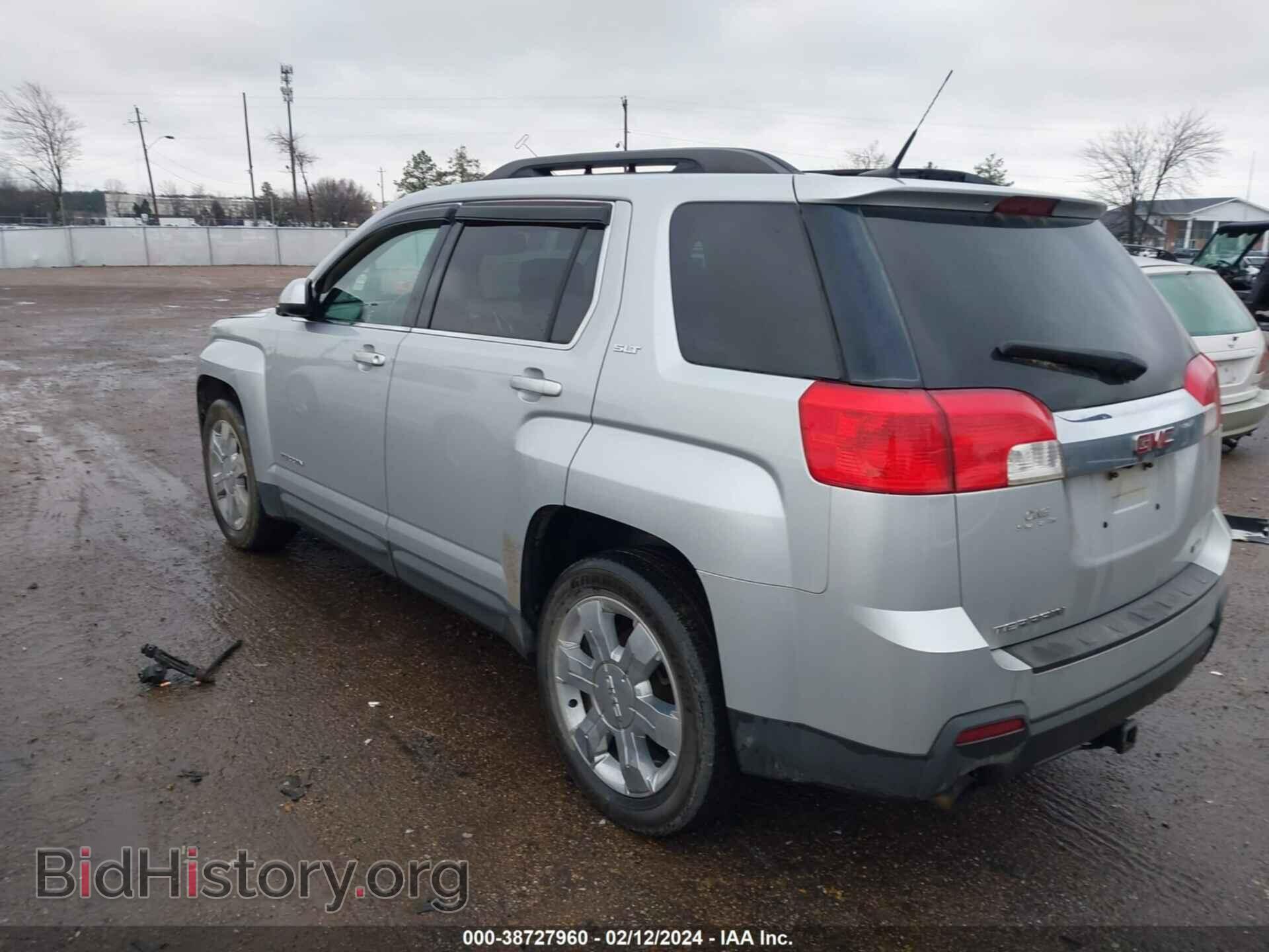 2011 GMC TERRAIN - VIN: 2CTFLUE53B6282629 - Фото 3