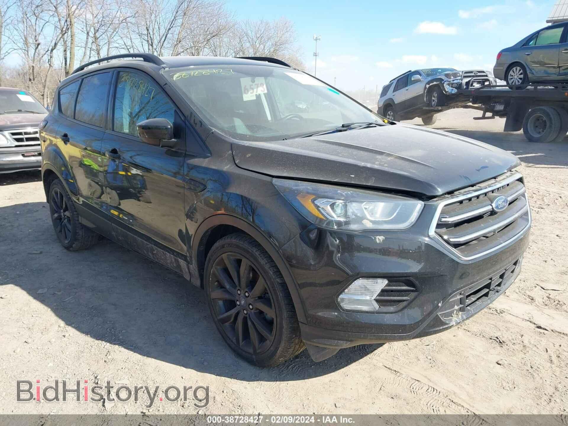 Фотография 1FMCU0GD3JUA83147 - FORD ESCAPE 2018