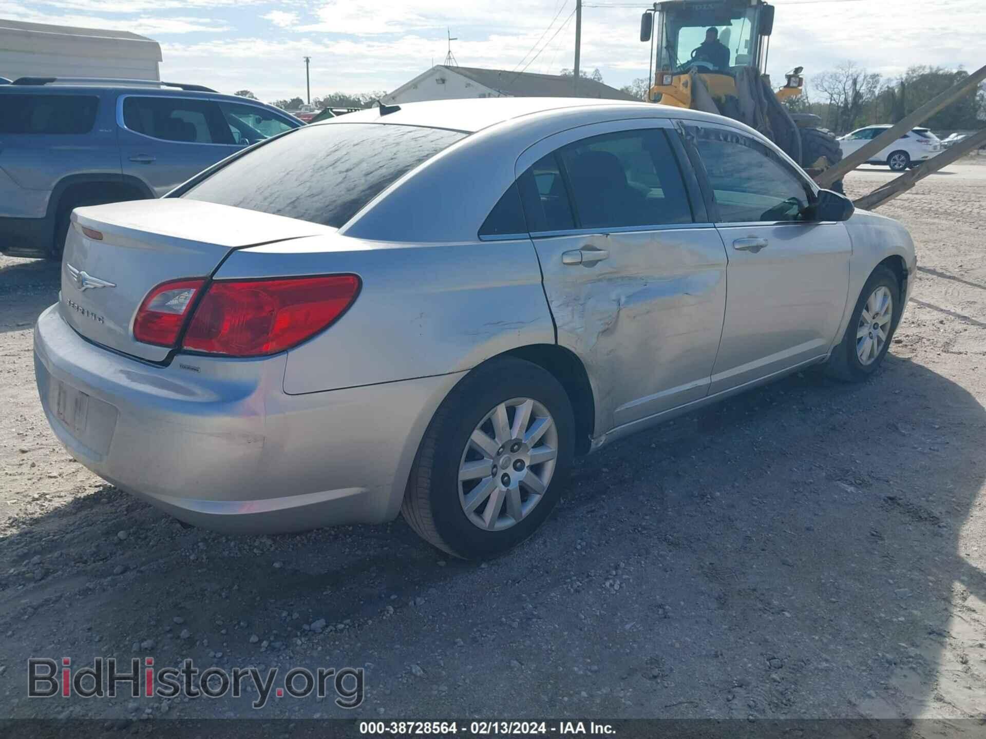 2010 CHRYSLER SEBRING - VIN: 1C3CC4FB1AN222348 - Фото 4