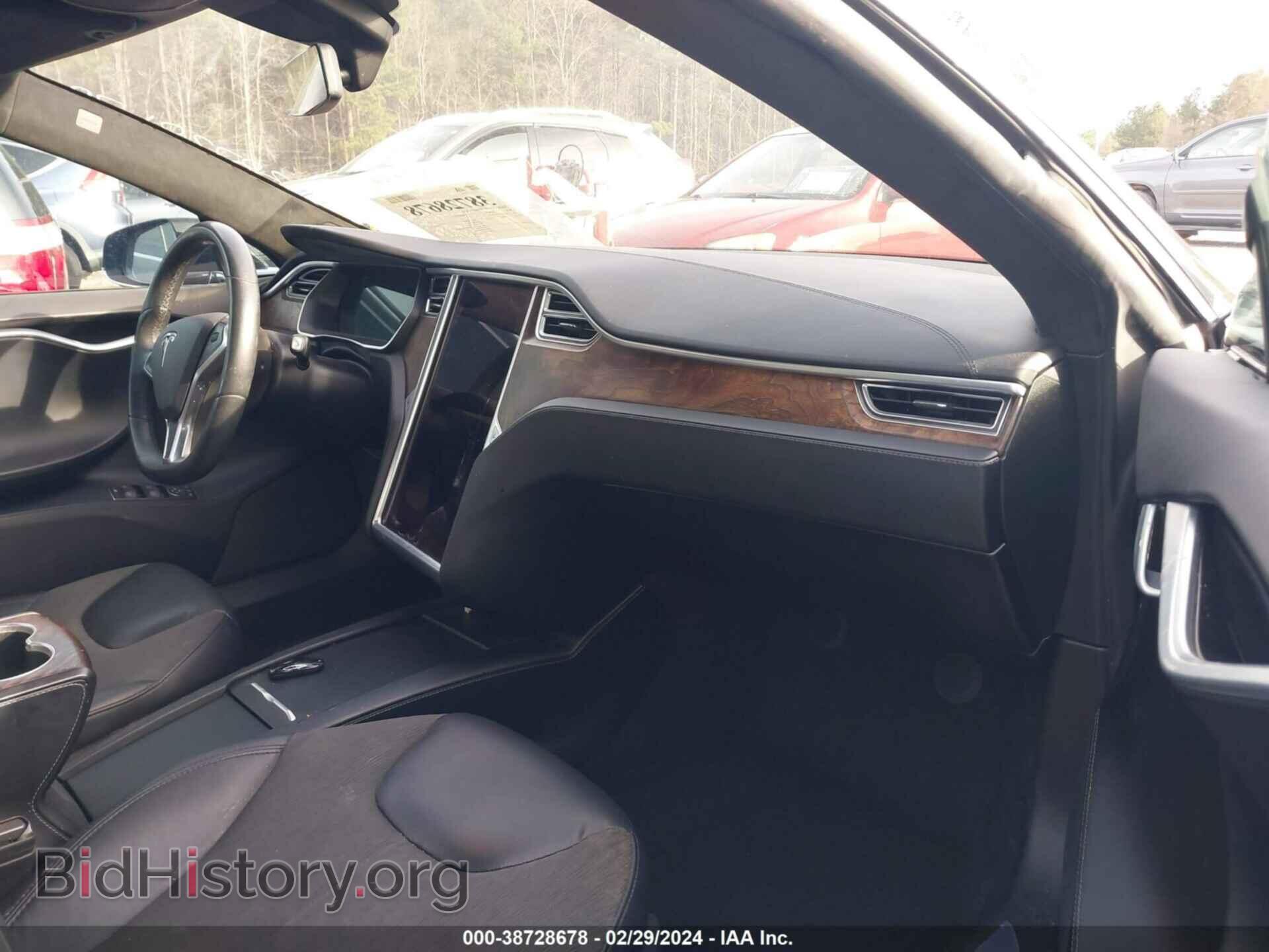 2016 TESLA MODEL S - VIN: 5YJSA1E18GF150978 - Фото 5