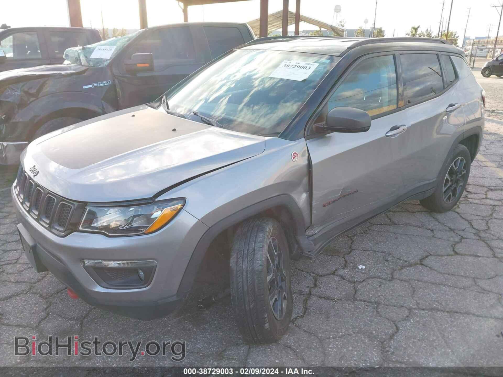 2019 JEEP COMPASS - VIN: 3C4NJDDB5KT668095 - Фото 2