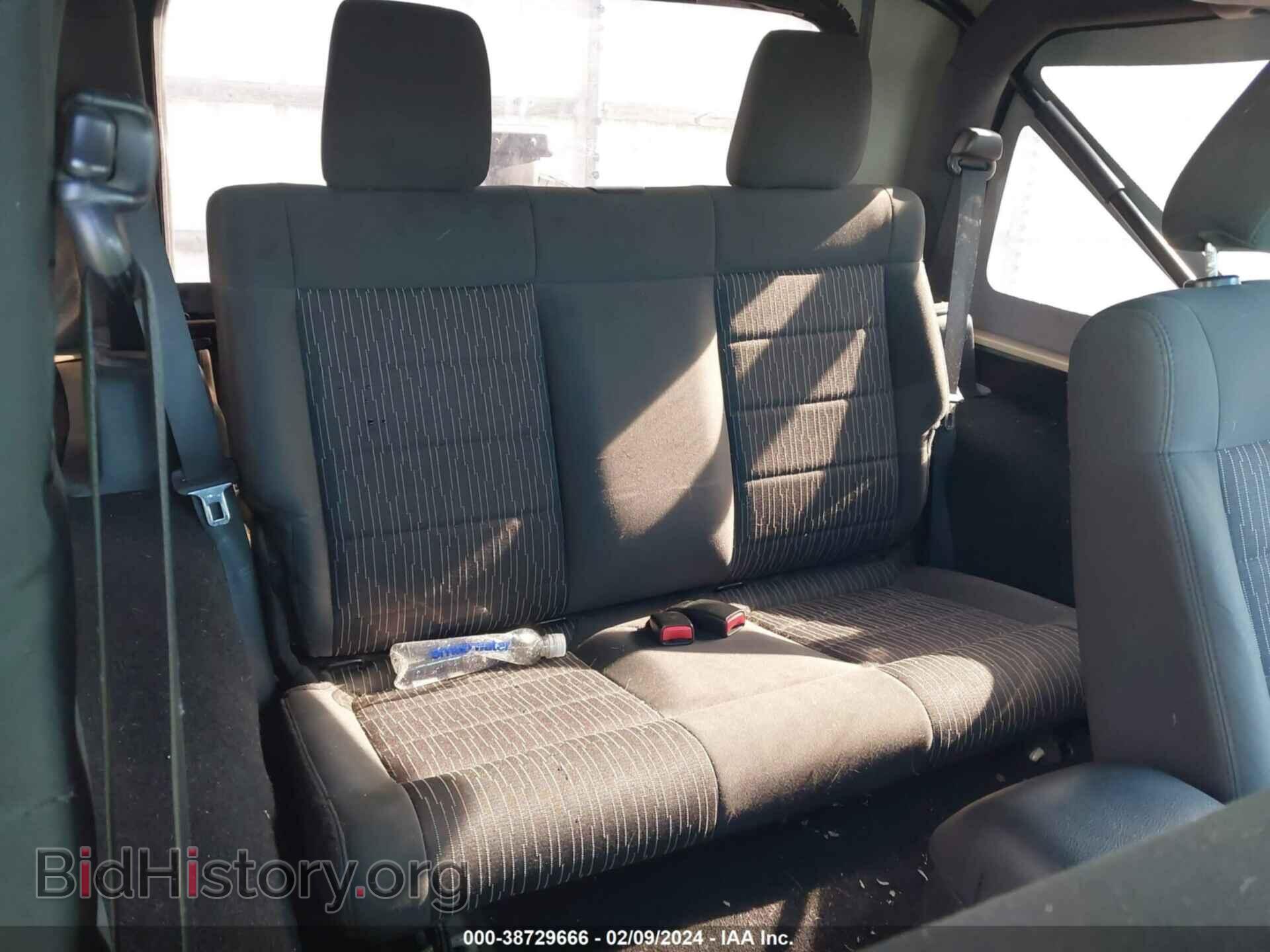 2011 JEEP WRANGLER - VIN: 1J4AA2D16BL573349 - Фото 8