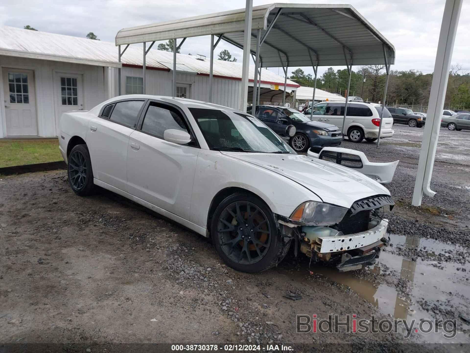 Photo 2C3CDXAT4DH593760 - DODGE CHARGER 2013