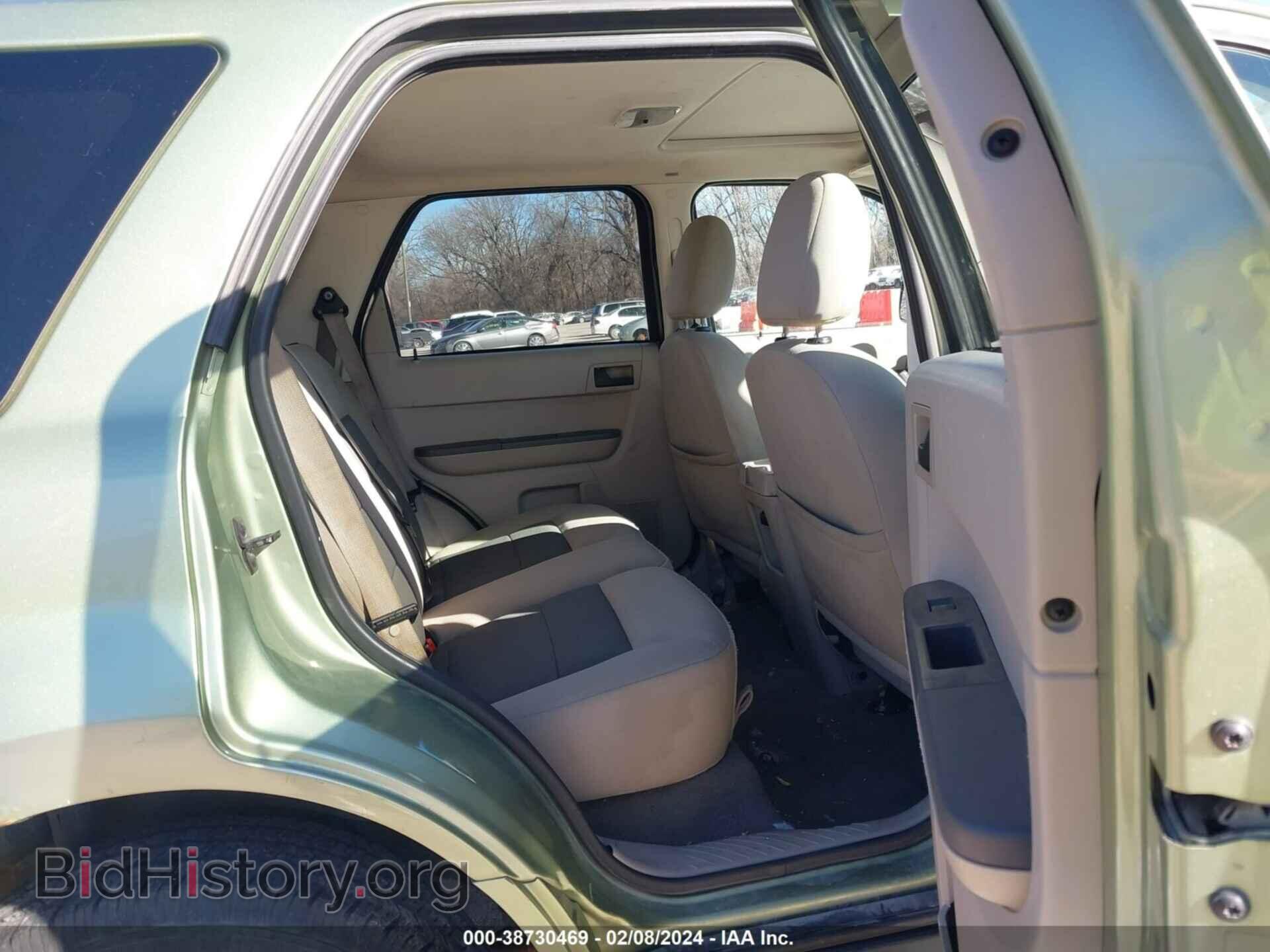 2008 FORD ESCAPE - VIN: 1FMCU93168KA68356 - Фото 8