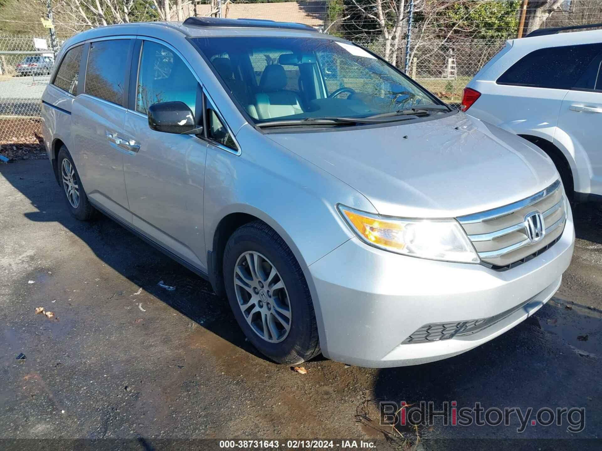 Photo 5FNRL5H66BB099450 - HONDA ODYSSEY 2011