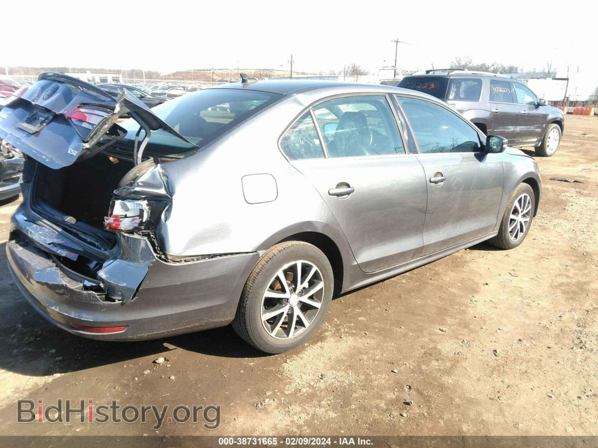 2017 VOLKSWAGEN JETTA - VIN: 3VWDB7AJ3HM406274 - Фото 4
