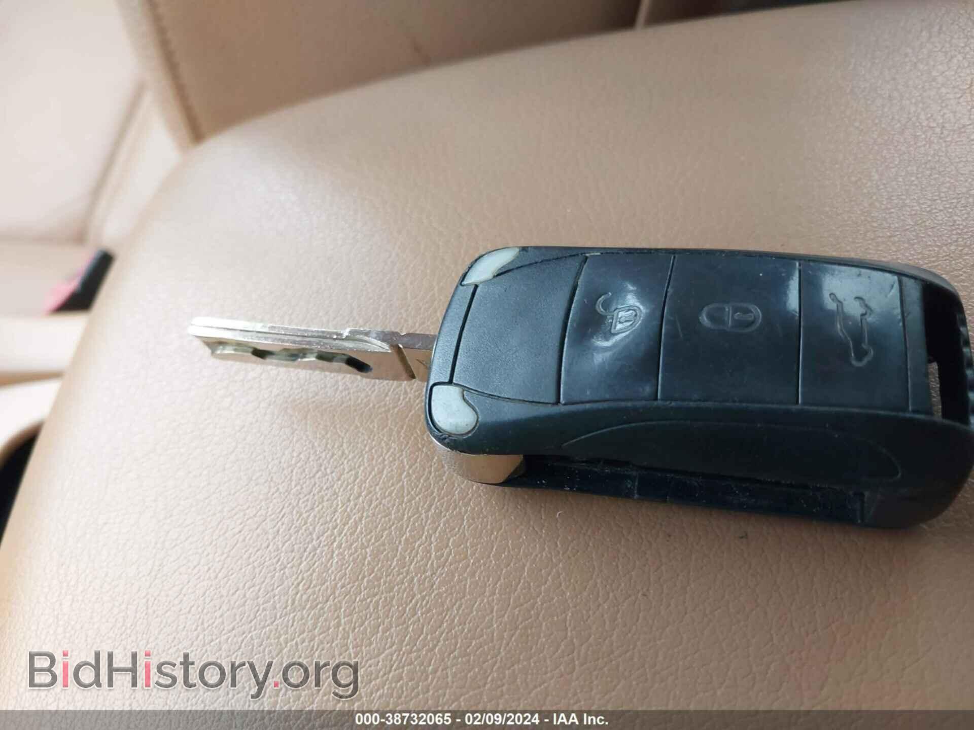 2010 PORSCHE CAYENNE - VIN: WP1AA2AP7ALA06899 - Фото 11