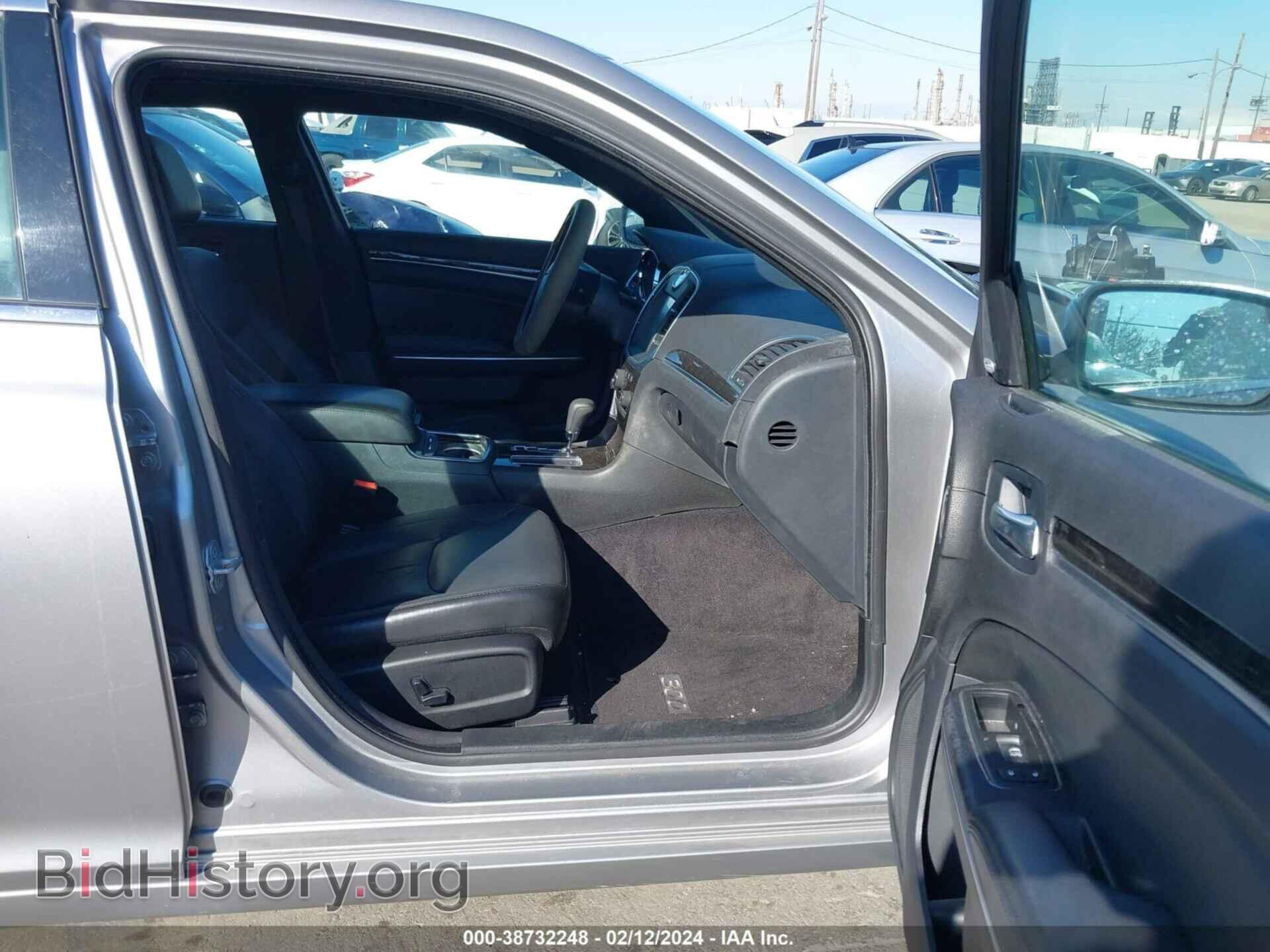 2011 CHRYSLER 300 - VIN: 2C3CA5CG9BH549800 - Фото 5