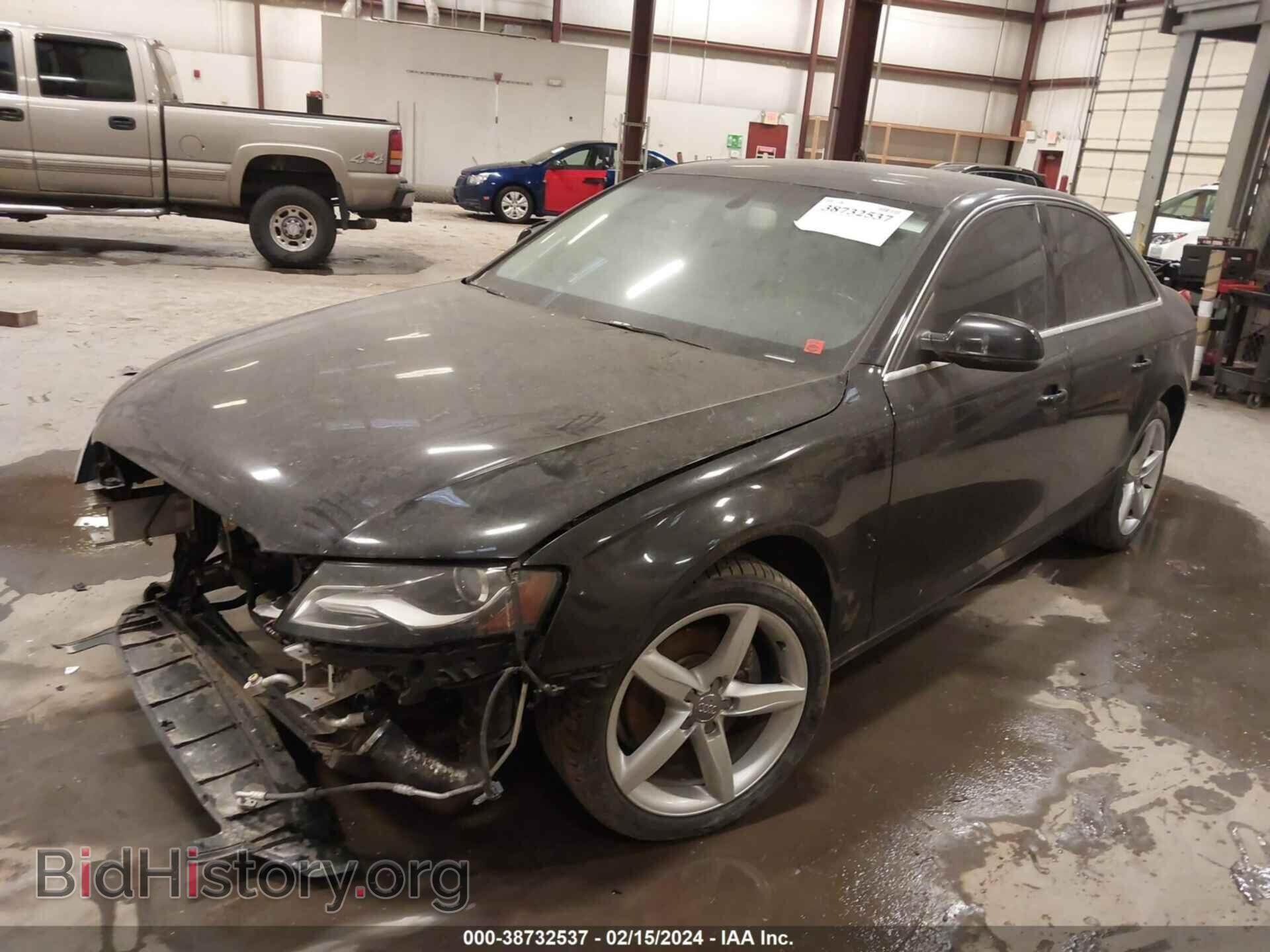 2011 AUDI A4 - VIN: WAUFFAFL1BN039750 - Фото 2