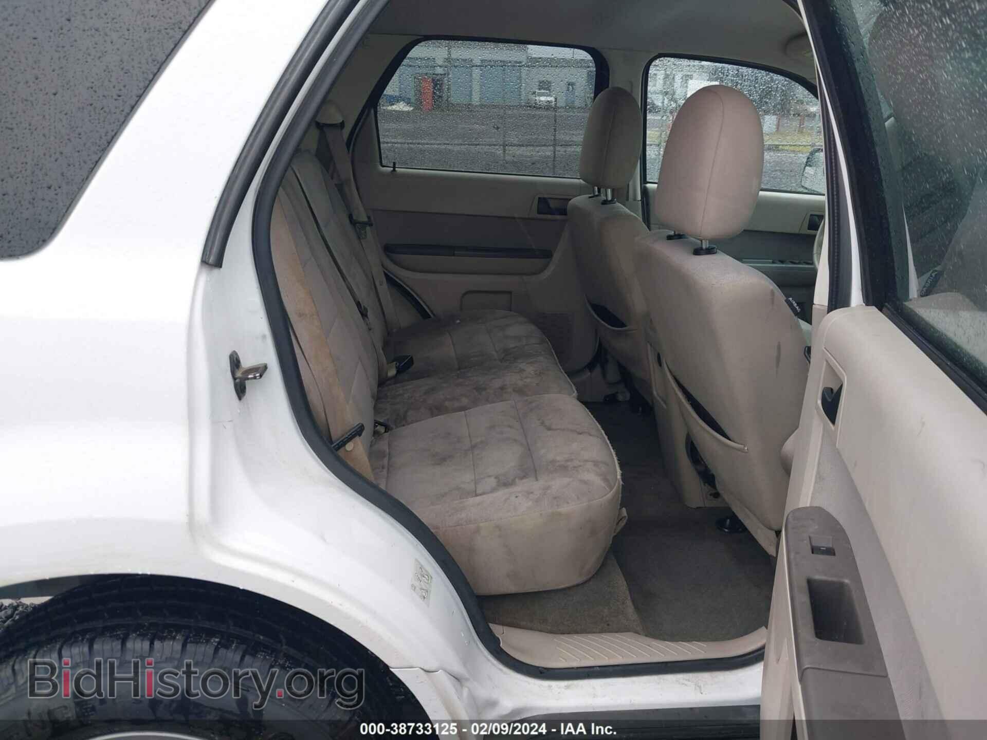 2011 FORD ESCAPE - VIN: 1FMCU9D78BKB66461 - Фото 8