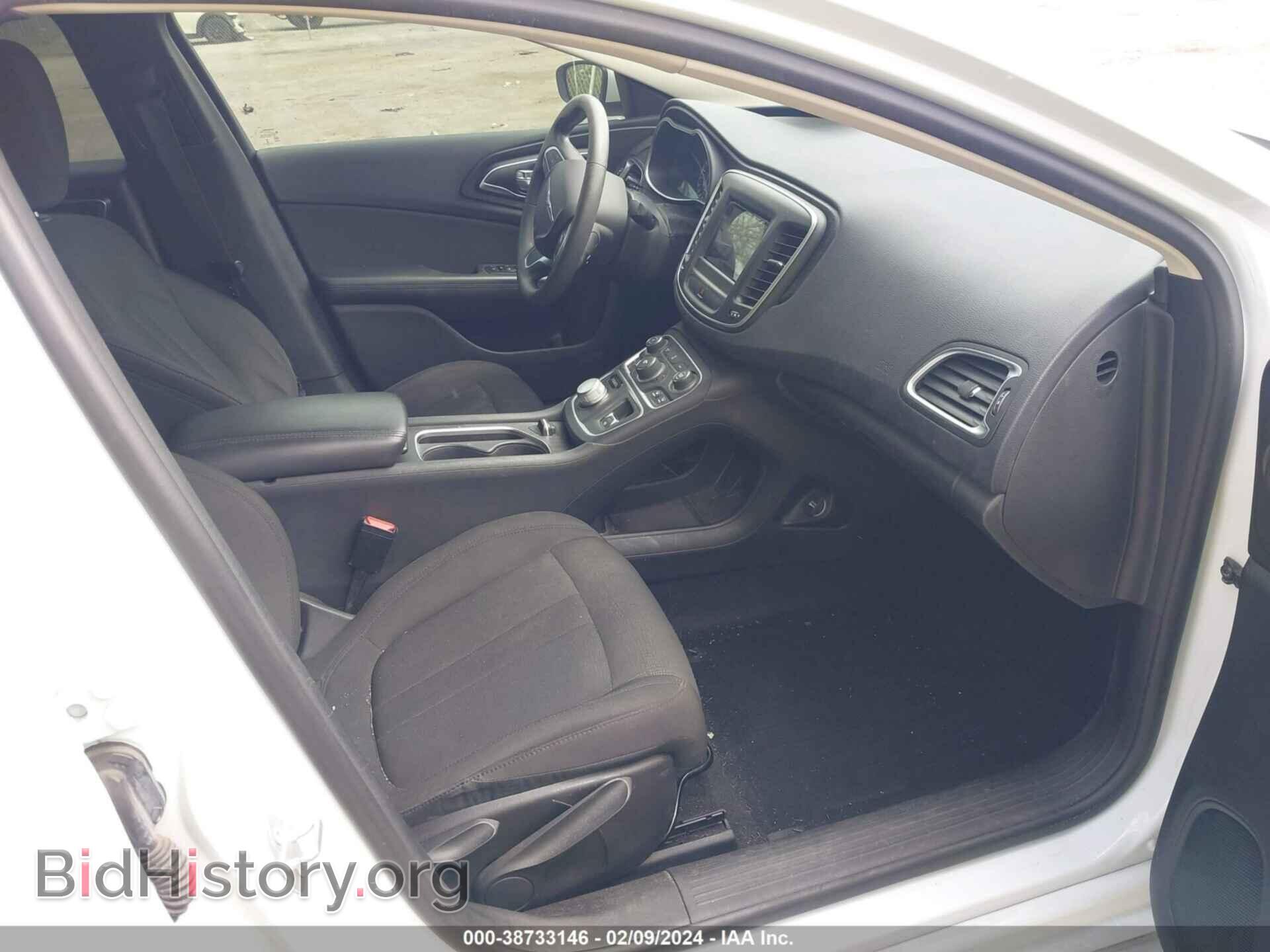 2015 CHRYSLER 200 - VIN: 1C3CCCAB8FN690313 - Photo 5