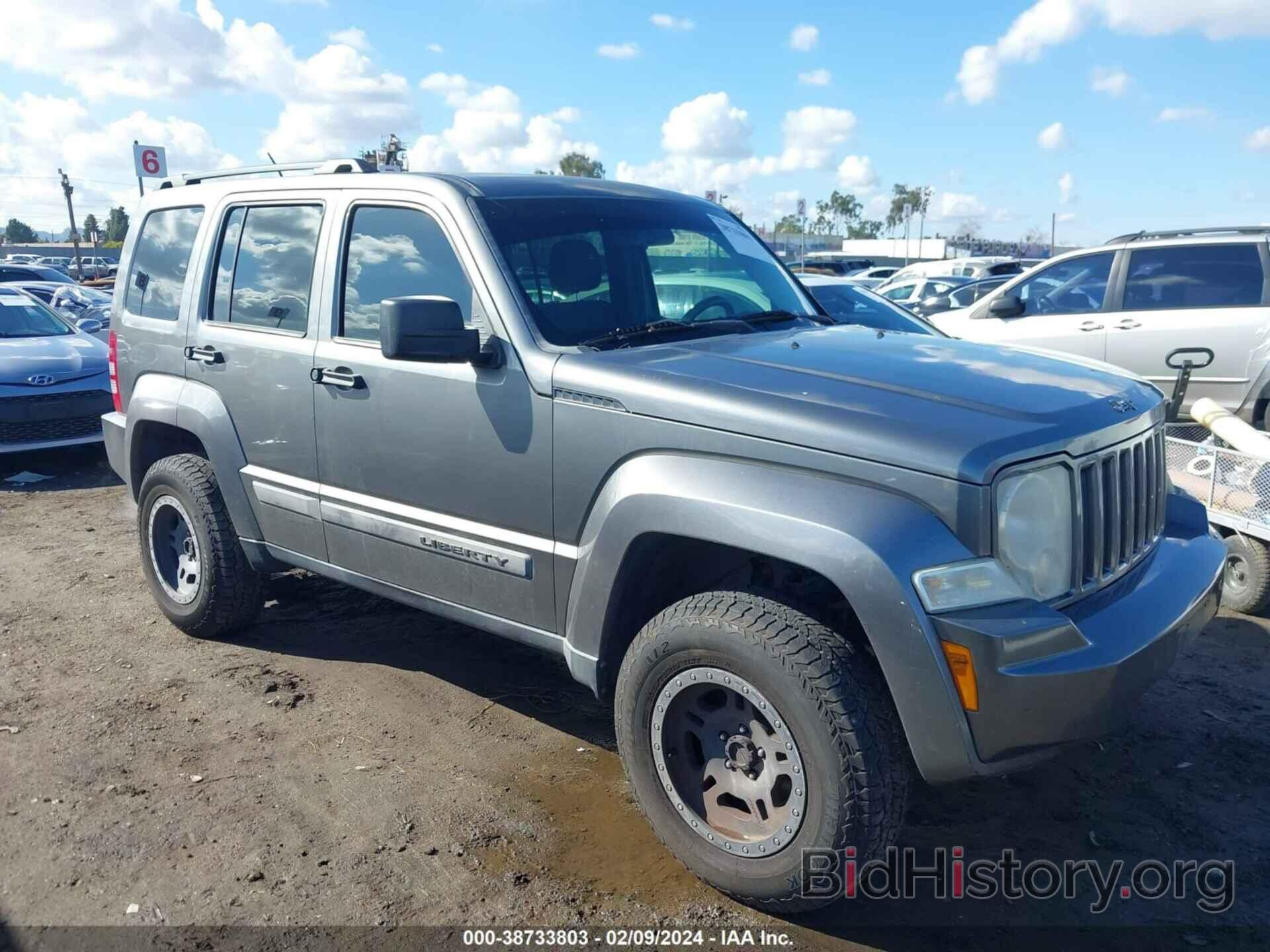 Photo 1C4PJMAK0CW158214 - JEEP LIBERTY 2012