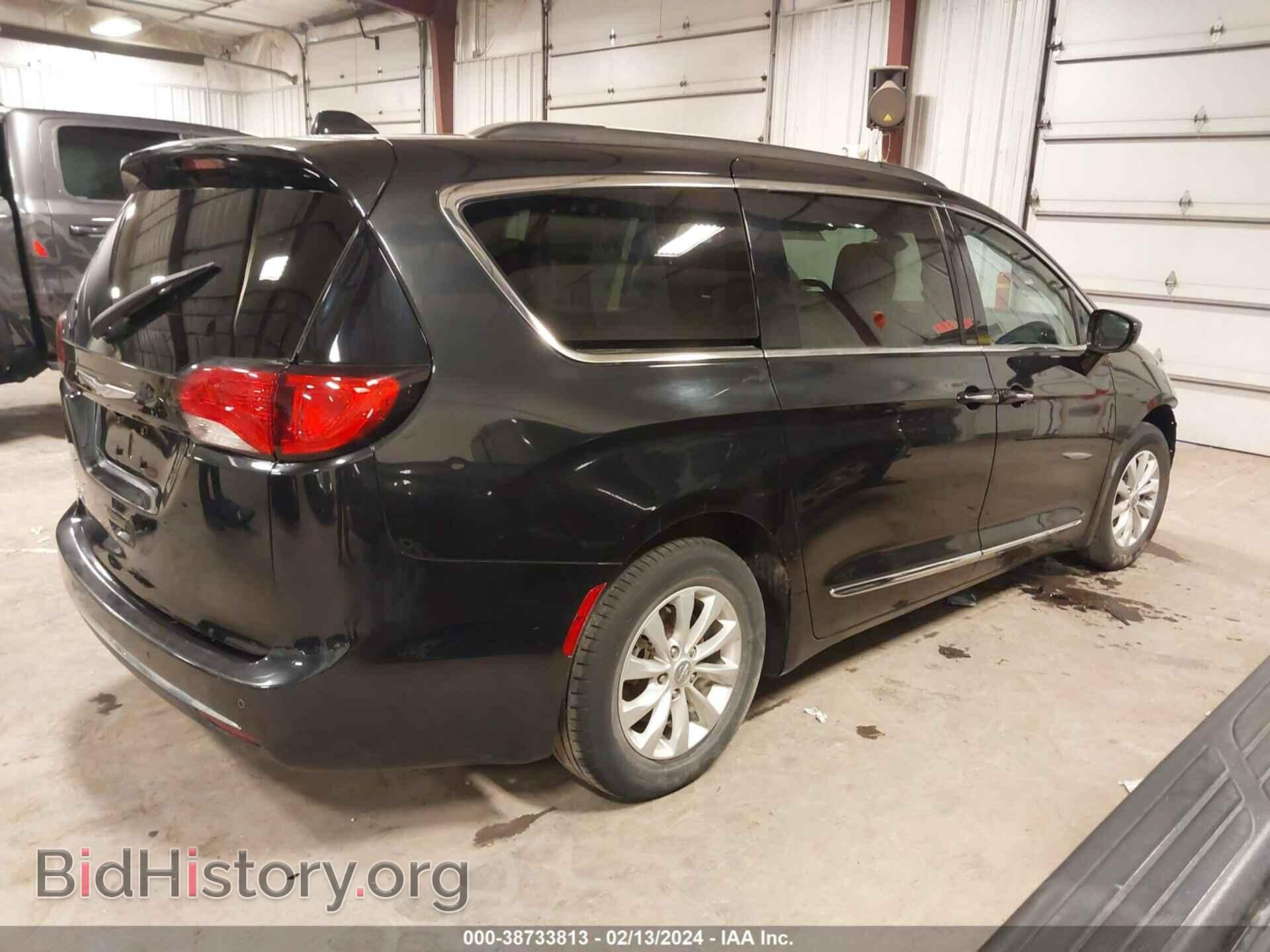 2017 CHRYSLER PACIFICA - VIN: 2C4RC1BG6HR511454 - Фото 4